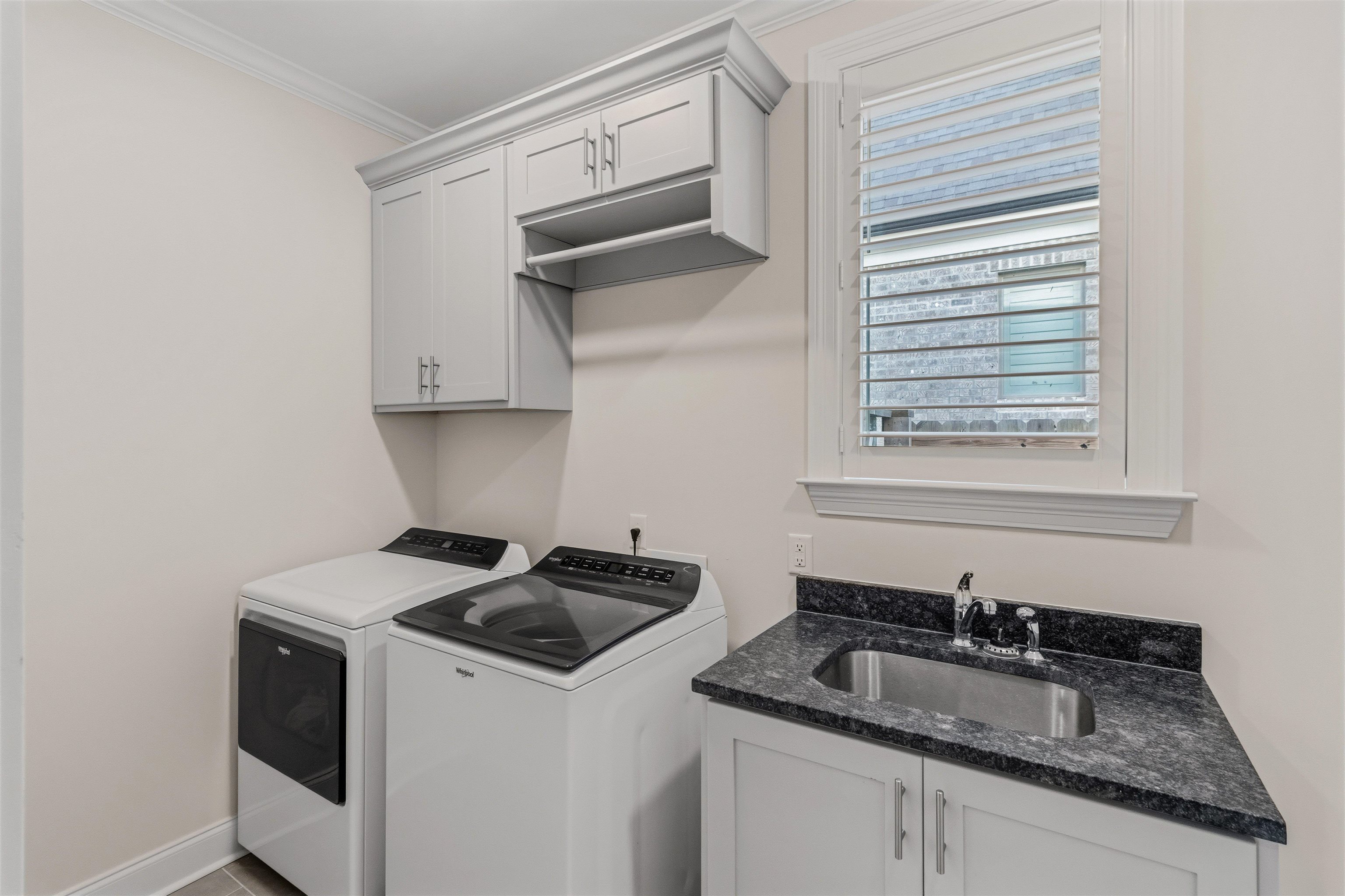 4757 Carousel Ln Property Photo 22