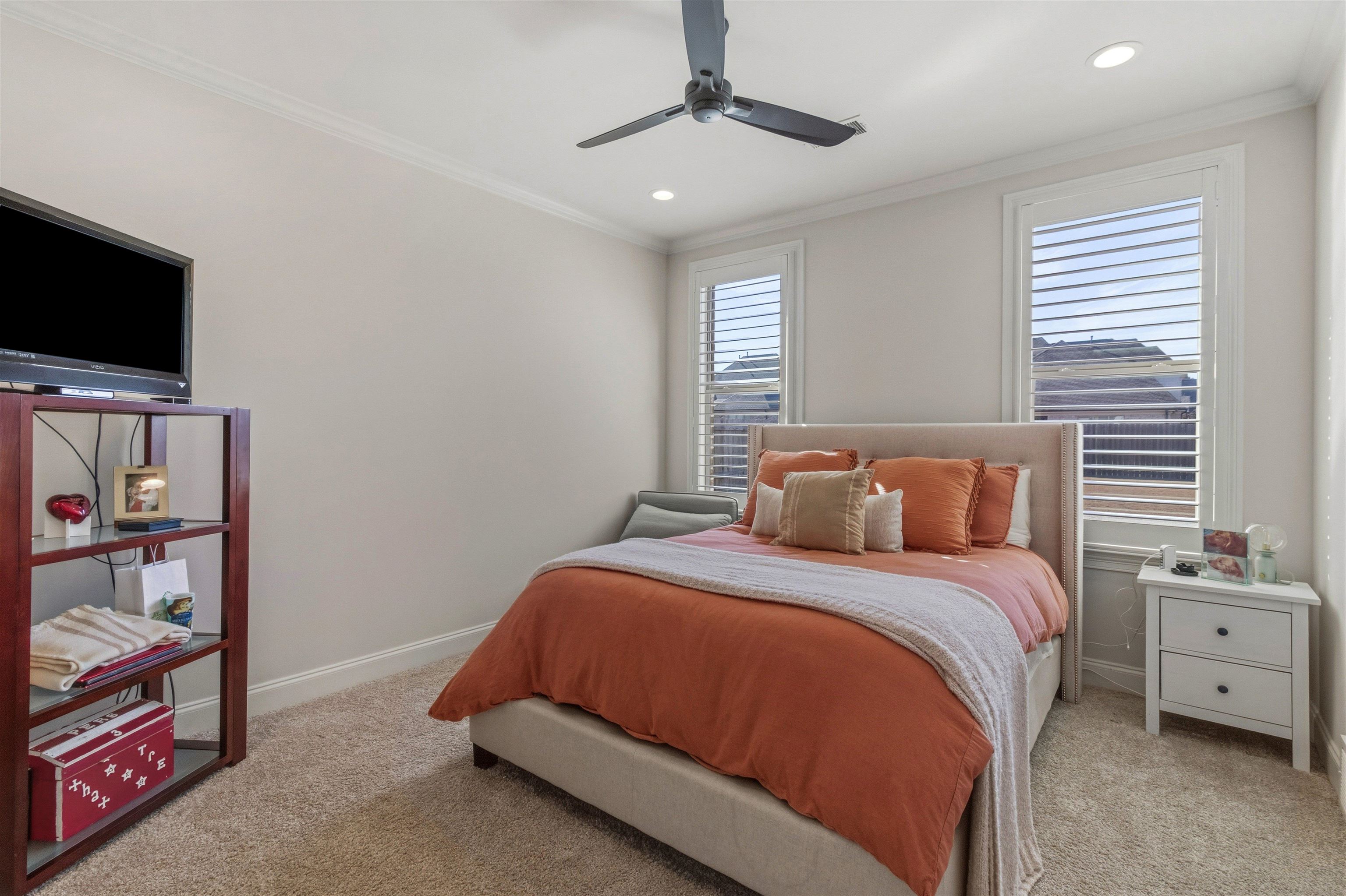 4757 Carousel Ln Property Photo 24