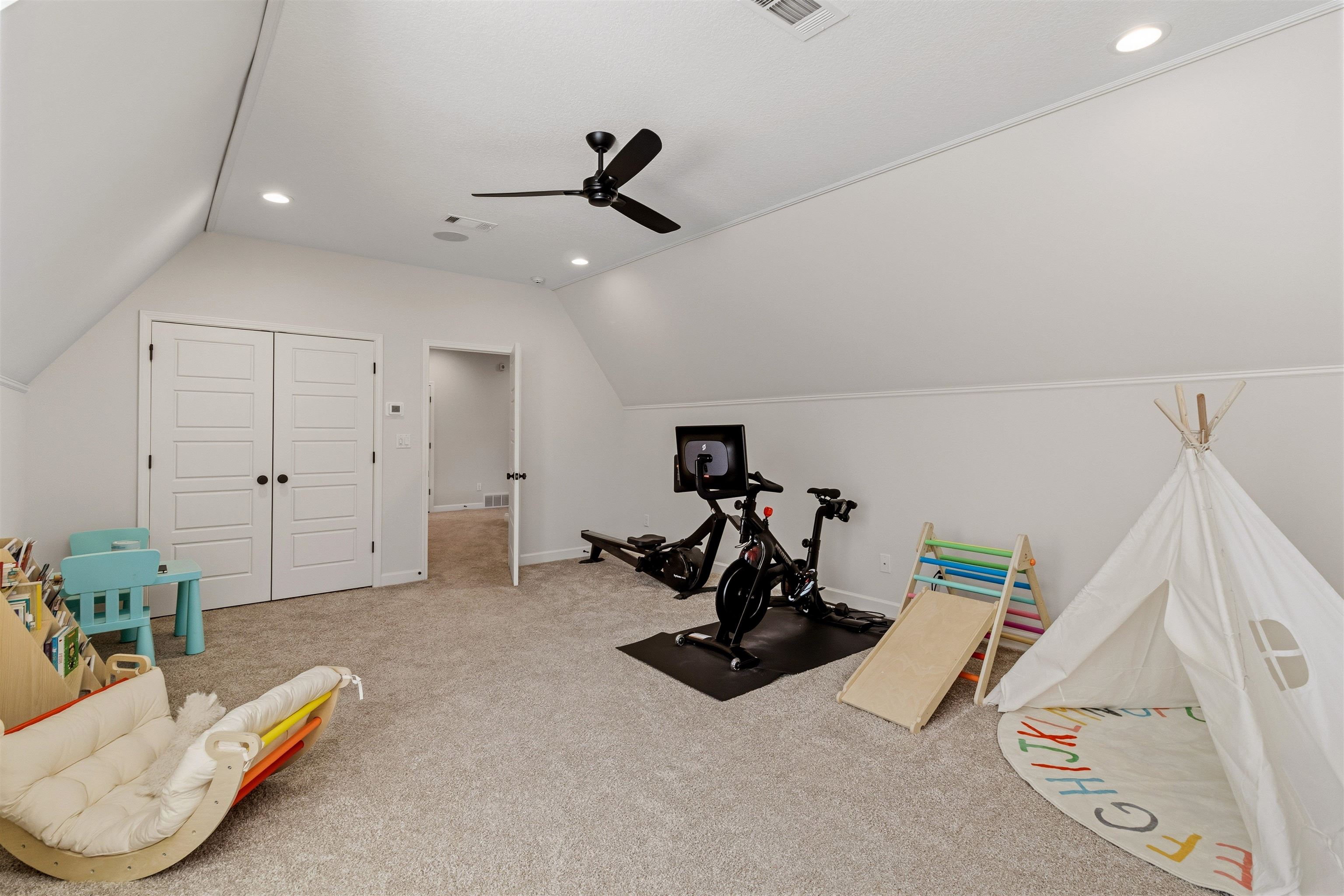 4757 Carousel Ln Property Photo 27