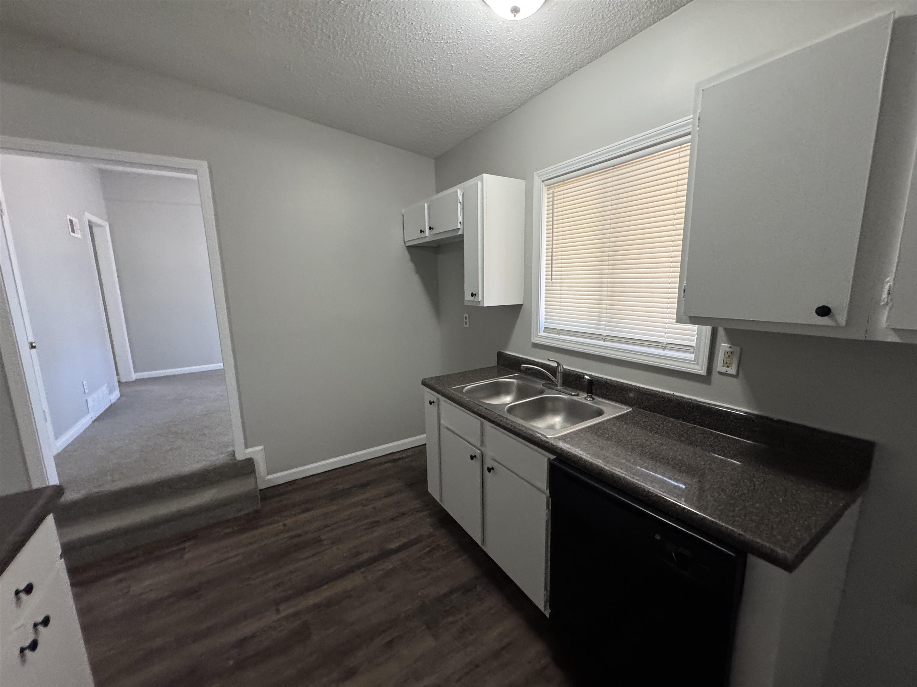 3442 Knight Rd Property Photo 6