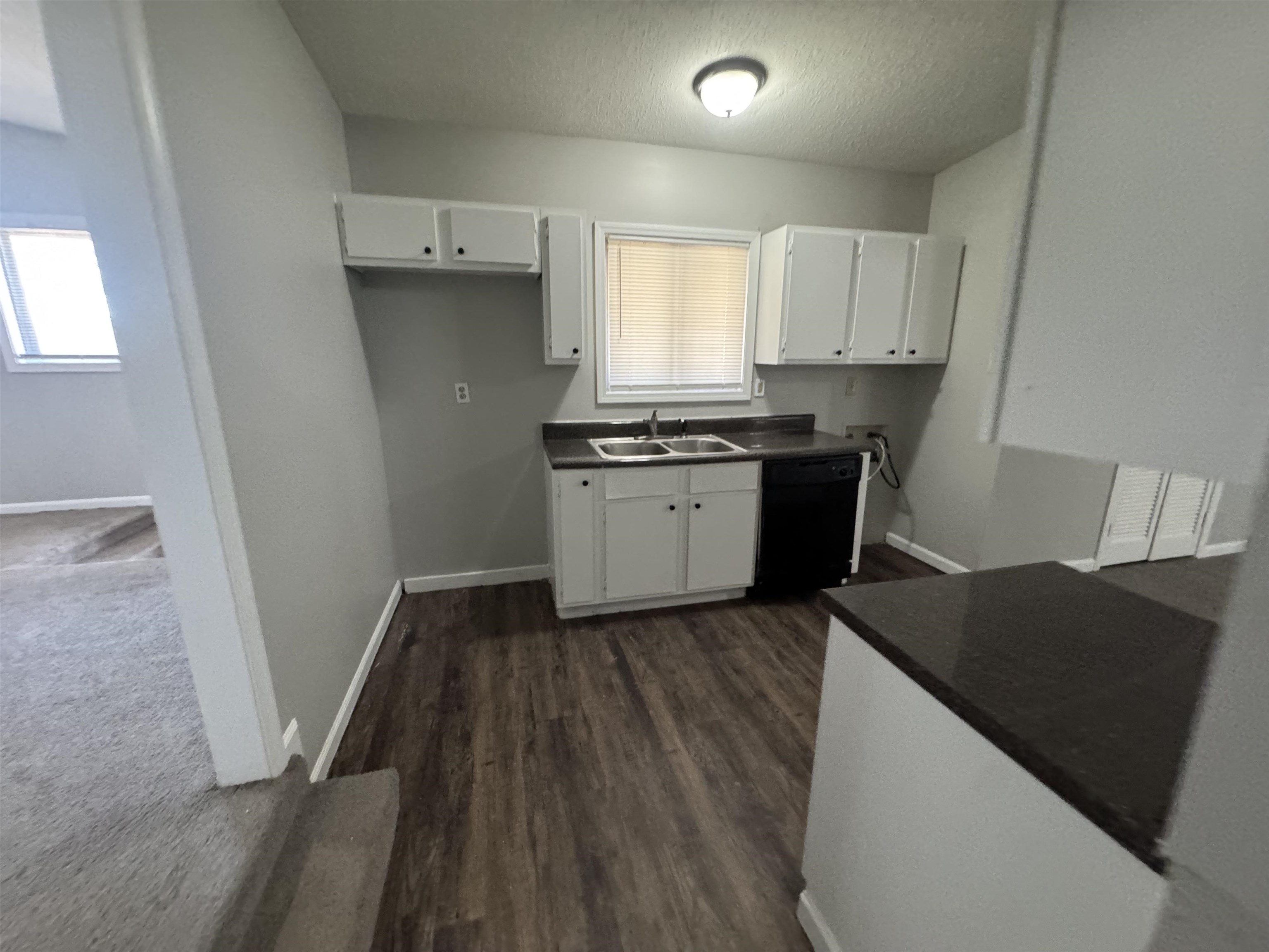 3442 Knight Rd Property Photo 8
