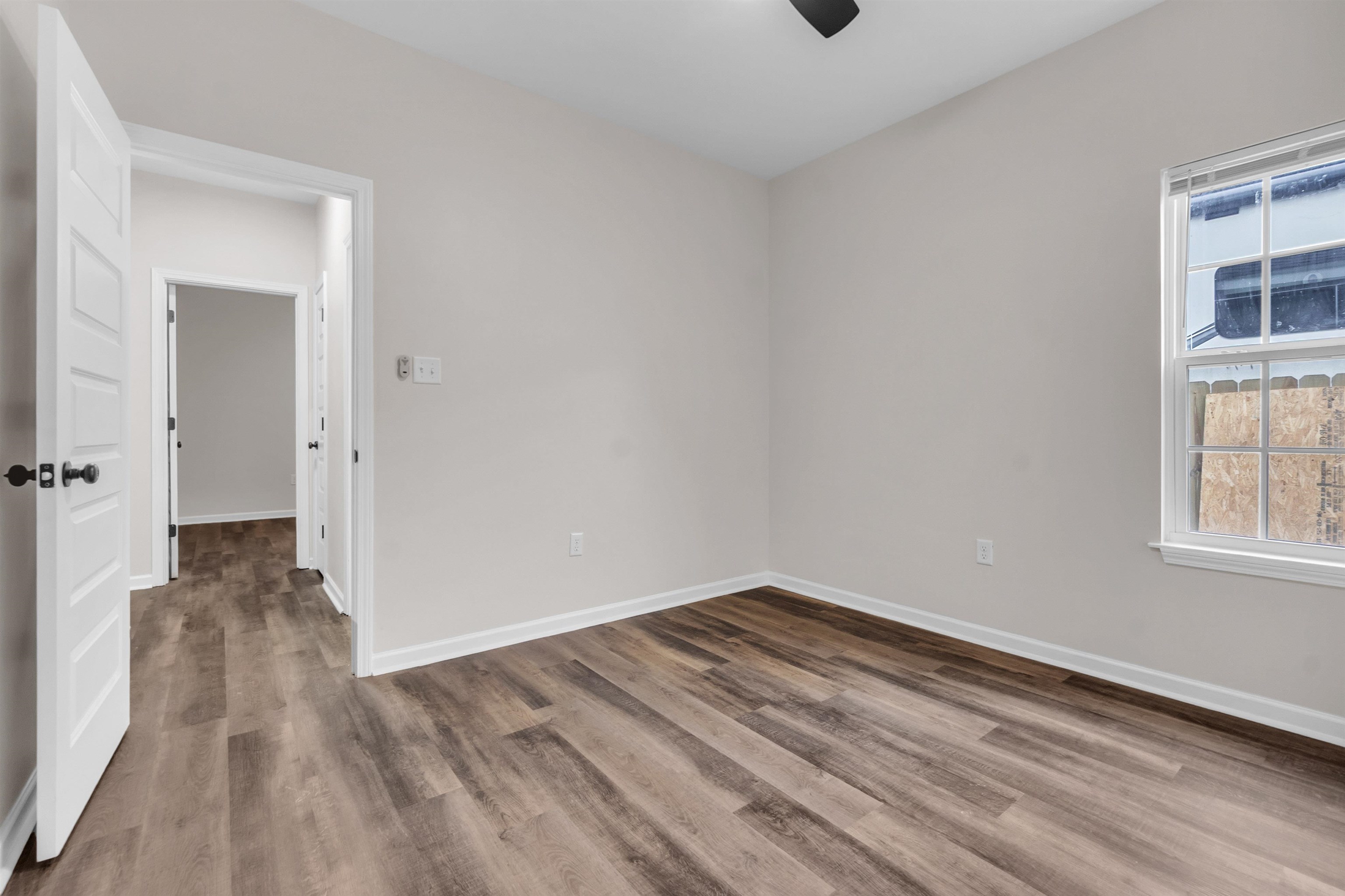 788 N Hollywood St Property Photo 19