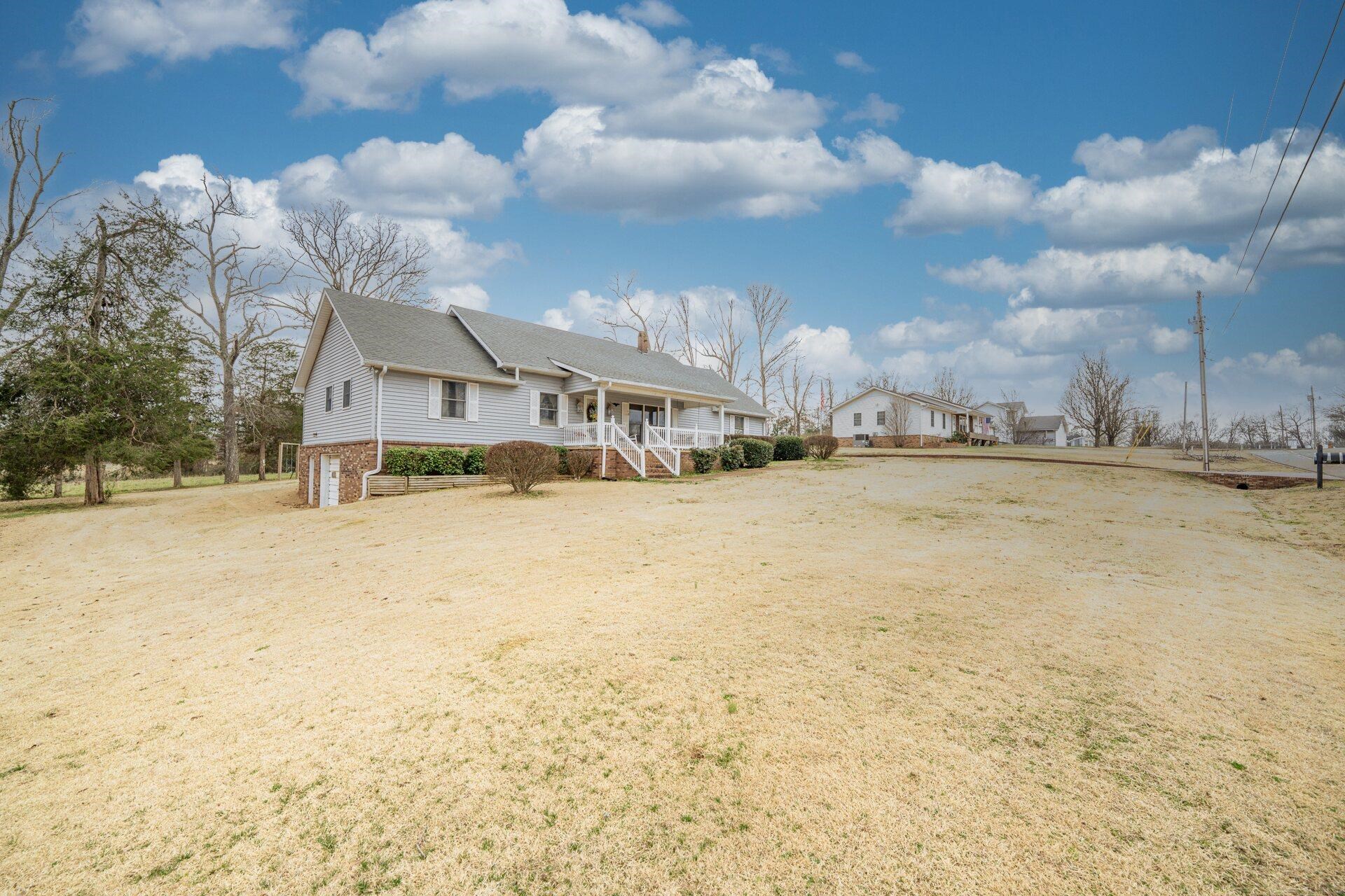 120 Dawn Ln Property Photo 28