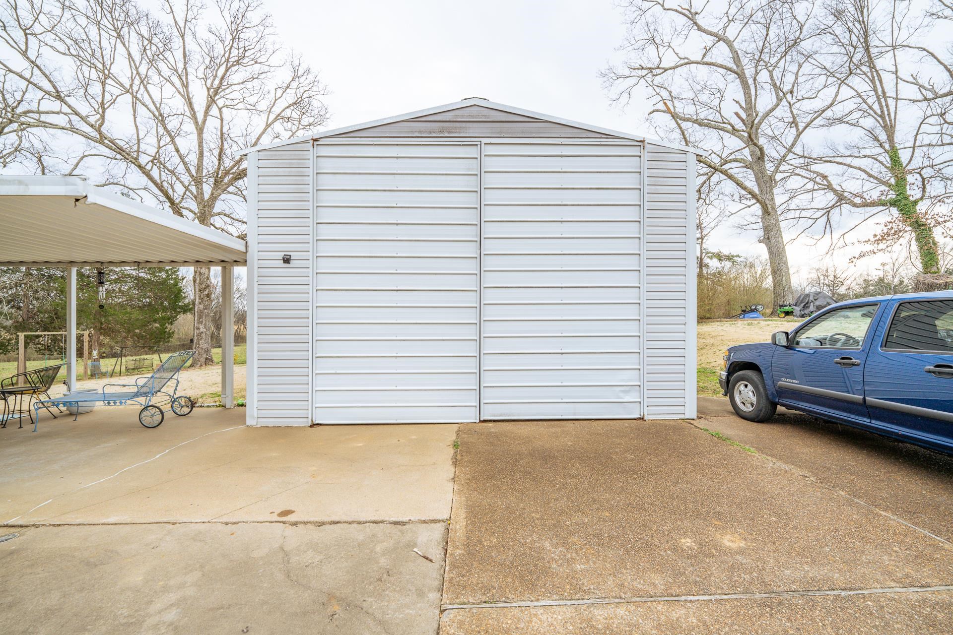 120 Dawn Ln Property Photo 29
