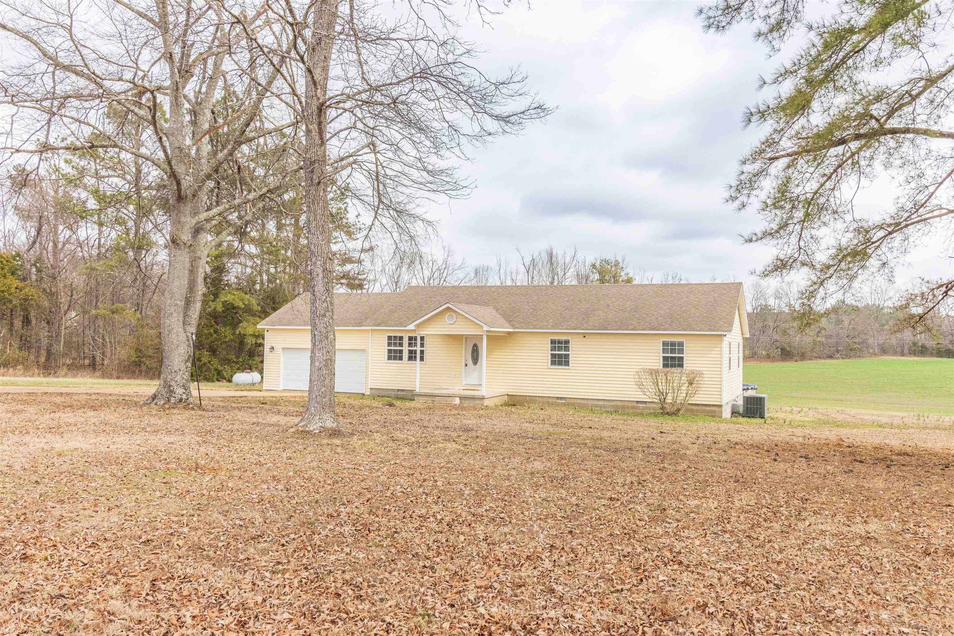 1468 Matrose Carroll Rd Property Photo 3