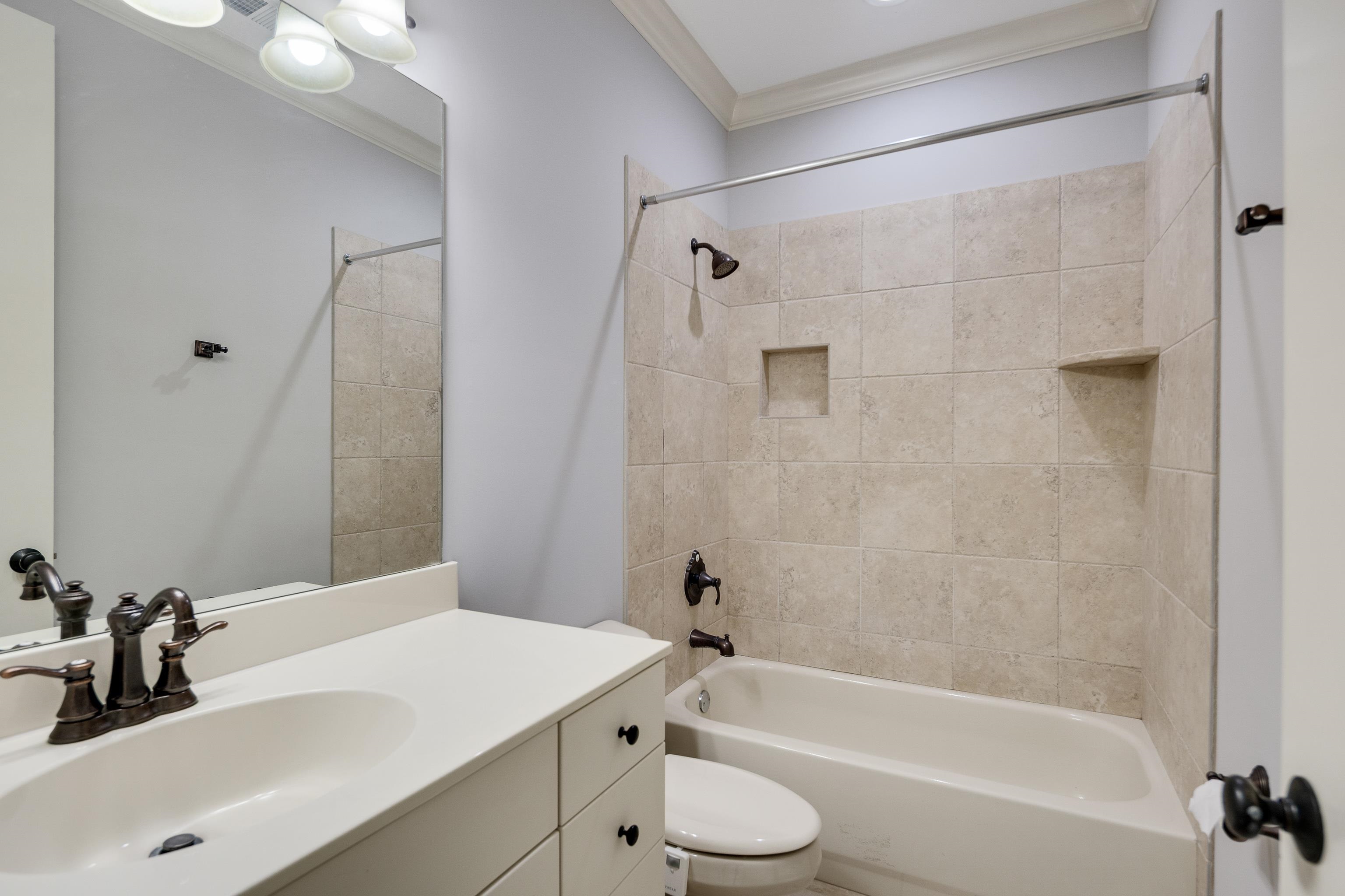 4313 Mount Gillespie Dr Property Photo 22