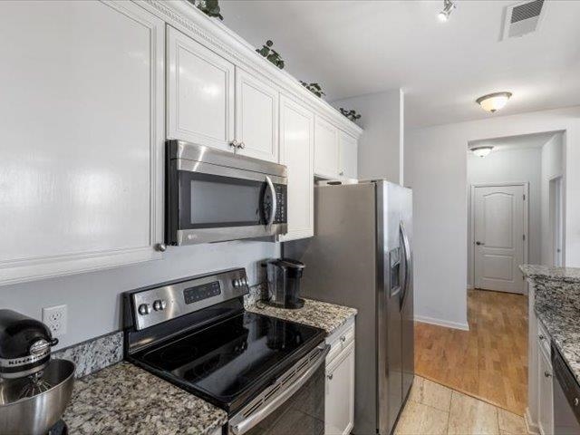 580 S Main St 204 Property Photo 14
