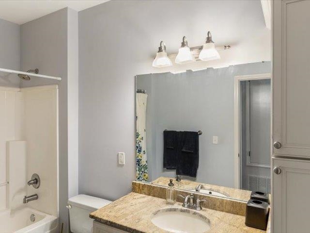 580 S Main St 204 Property Photo 18