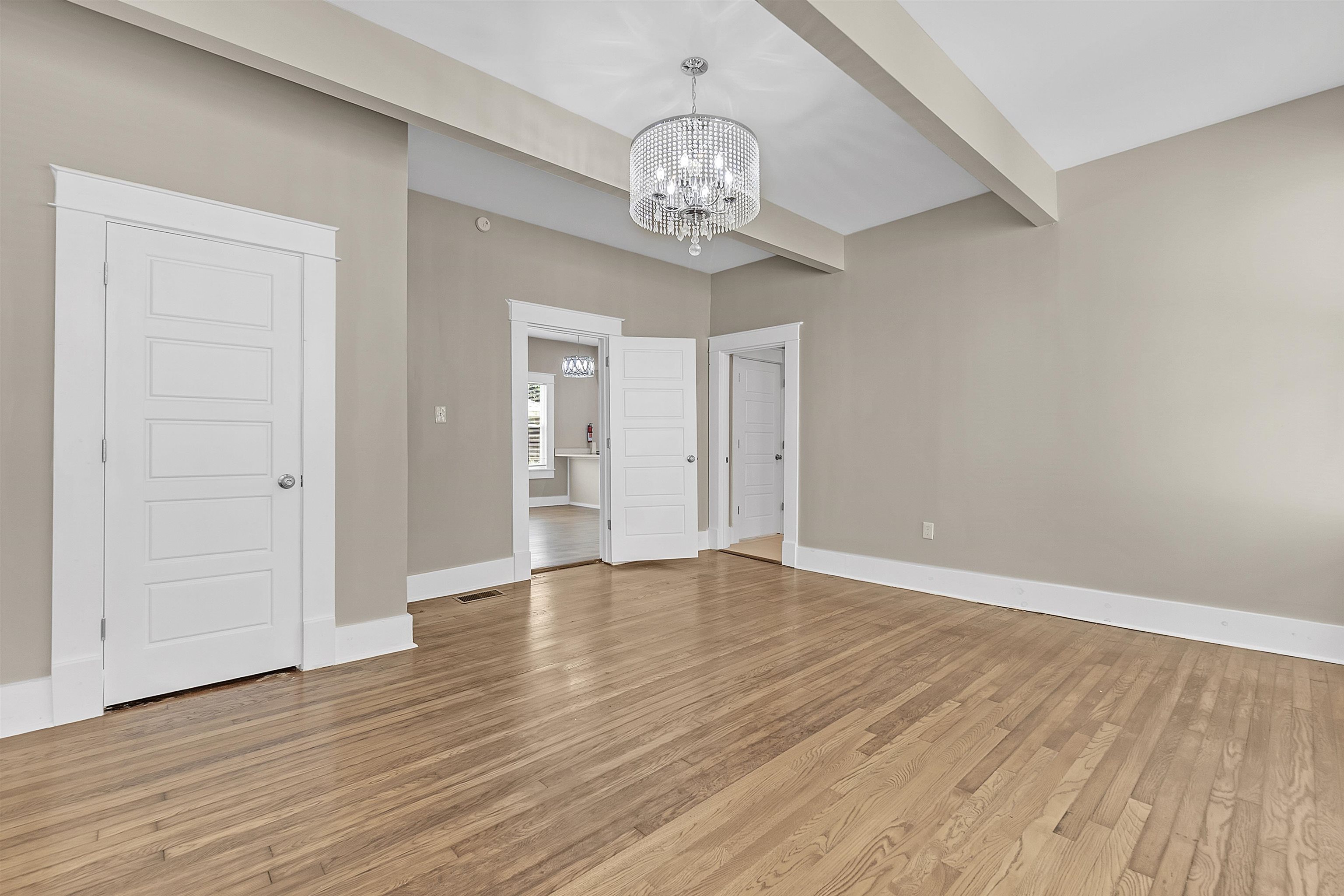 59 N Willett St Property Photo 14