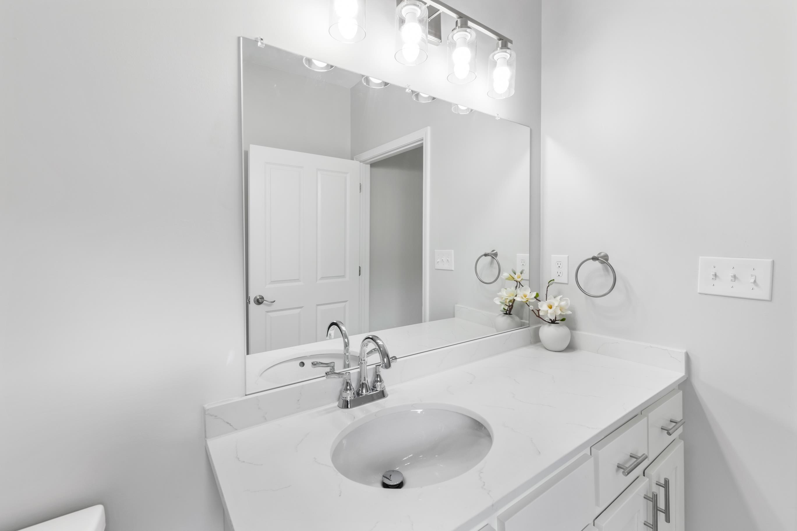 3275 Seminole Rd Property Photo 16
