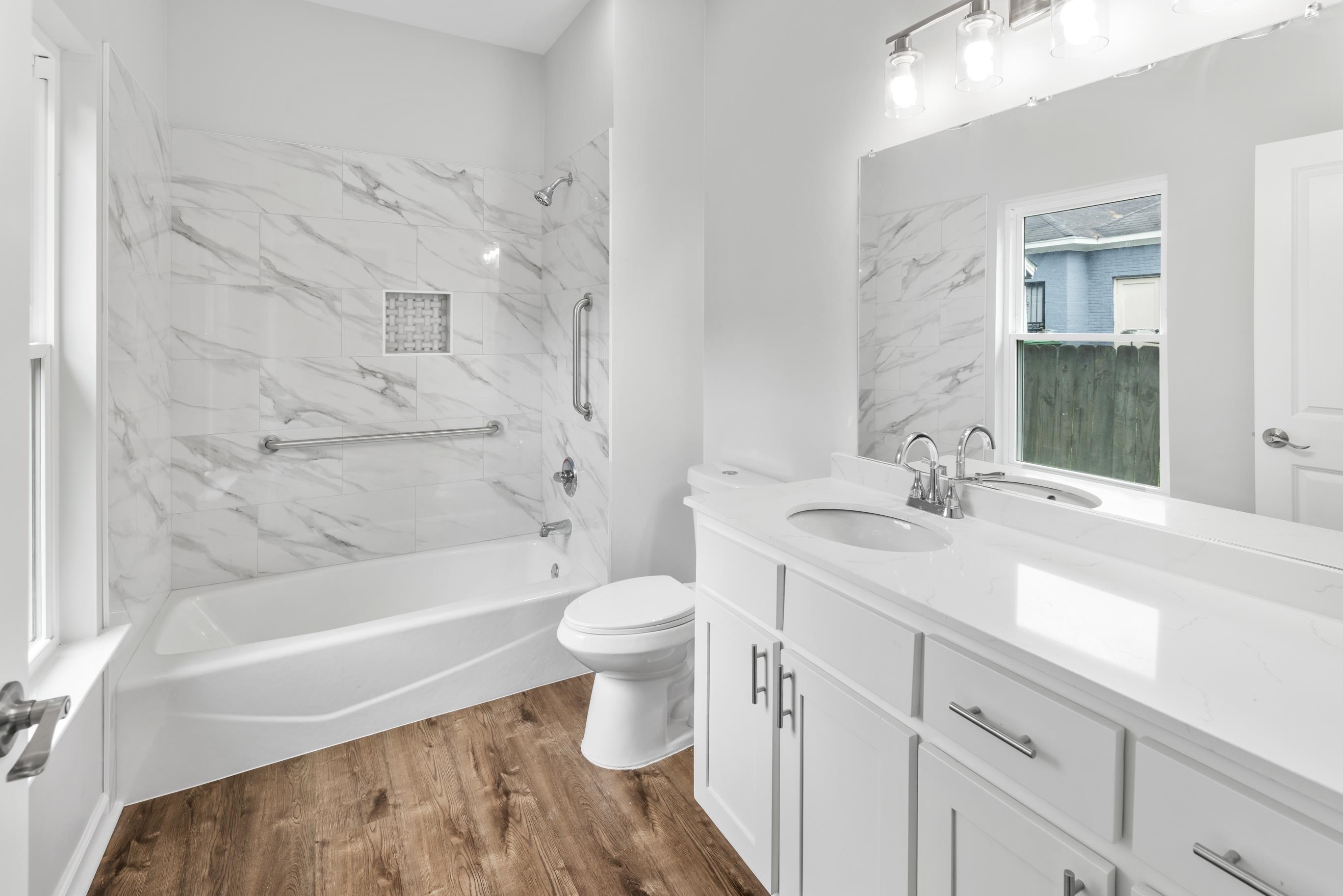 3275 Seminole Rd Property Photo 17