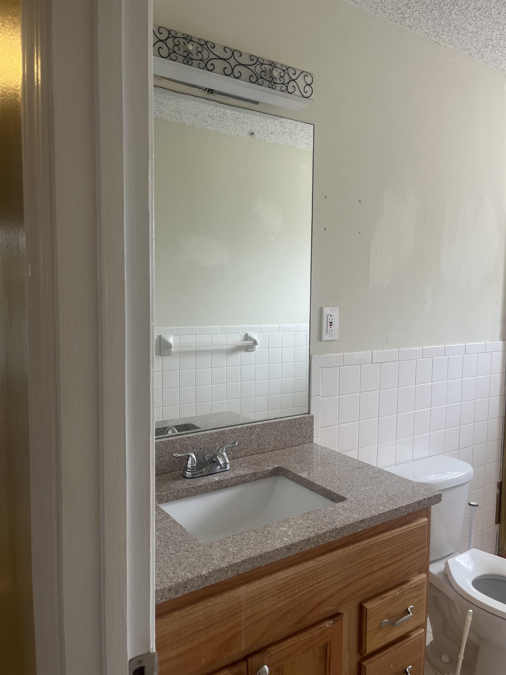 2851 Shebly Ave Property Photo 8