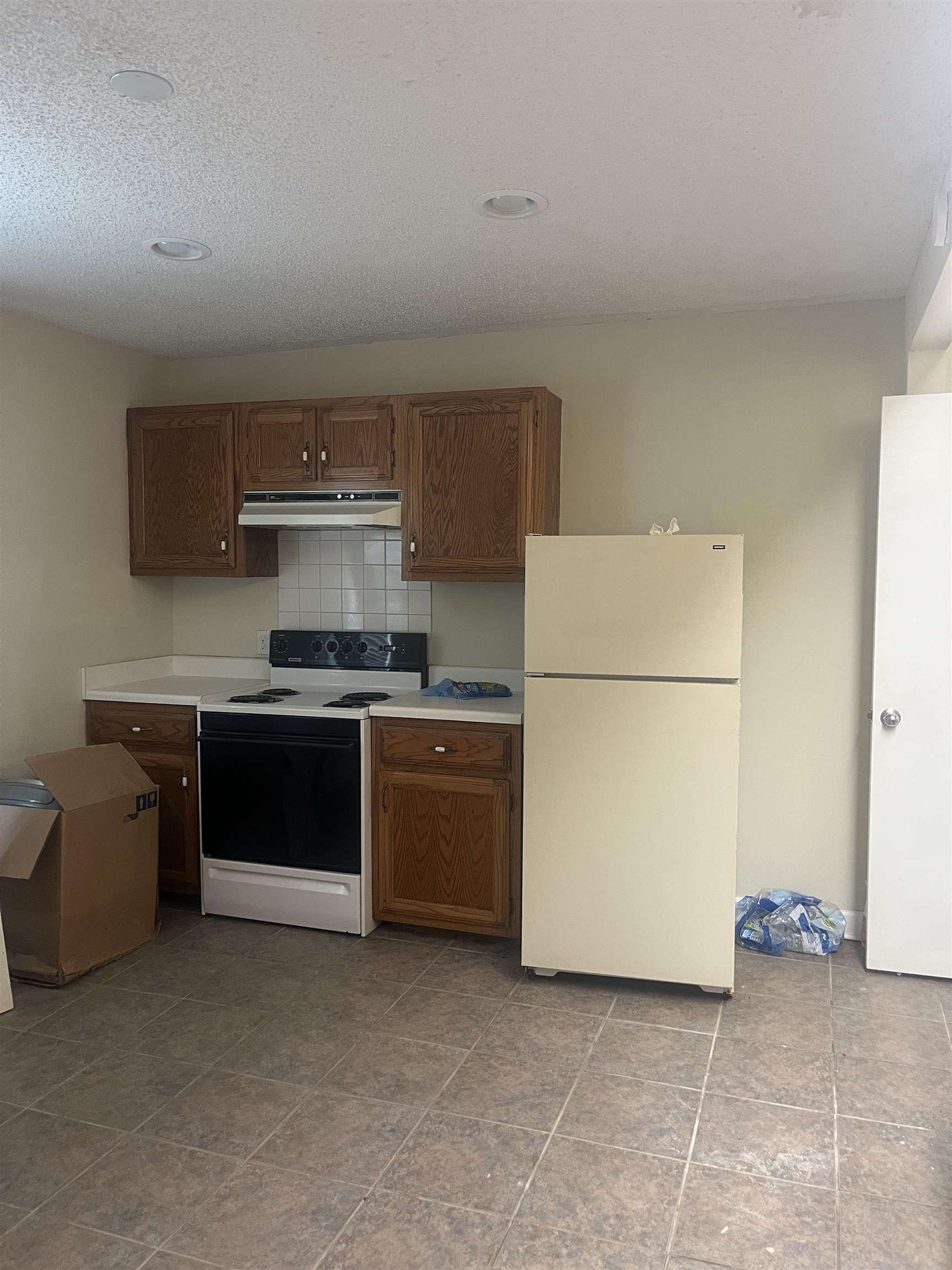 2851 Shebly Ave Property Photo 10