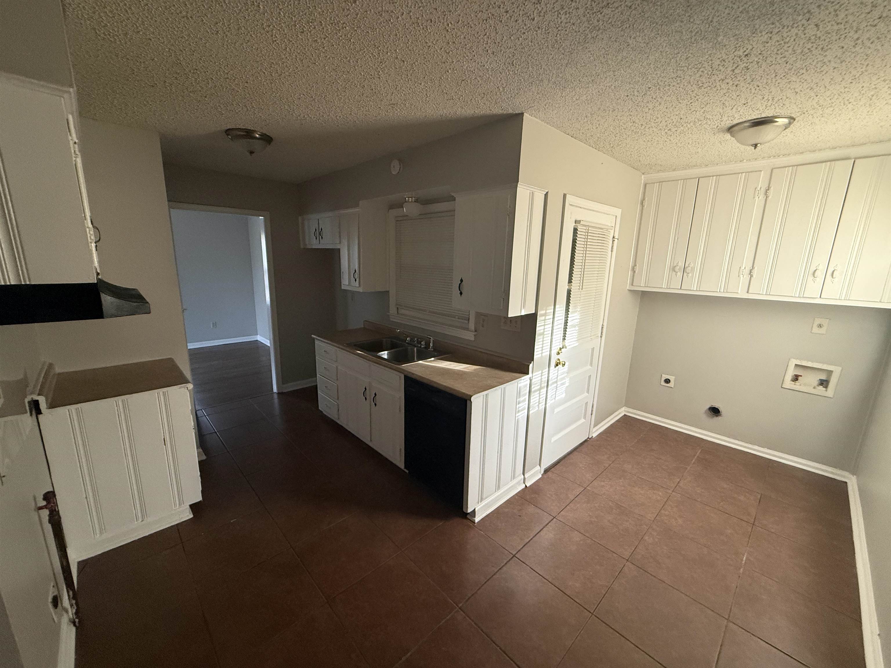 1529 Dardon Ave Property Photo 4