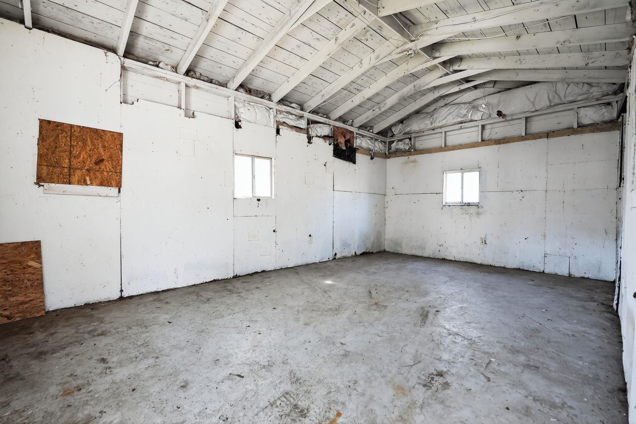 5025 Millbranch Rd Property Photo 11