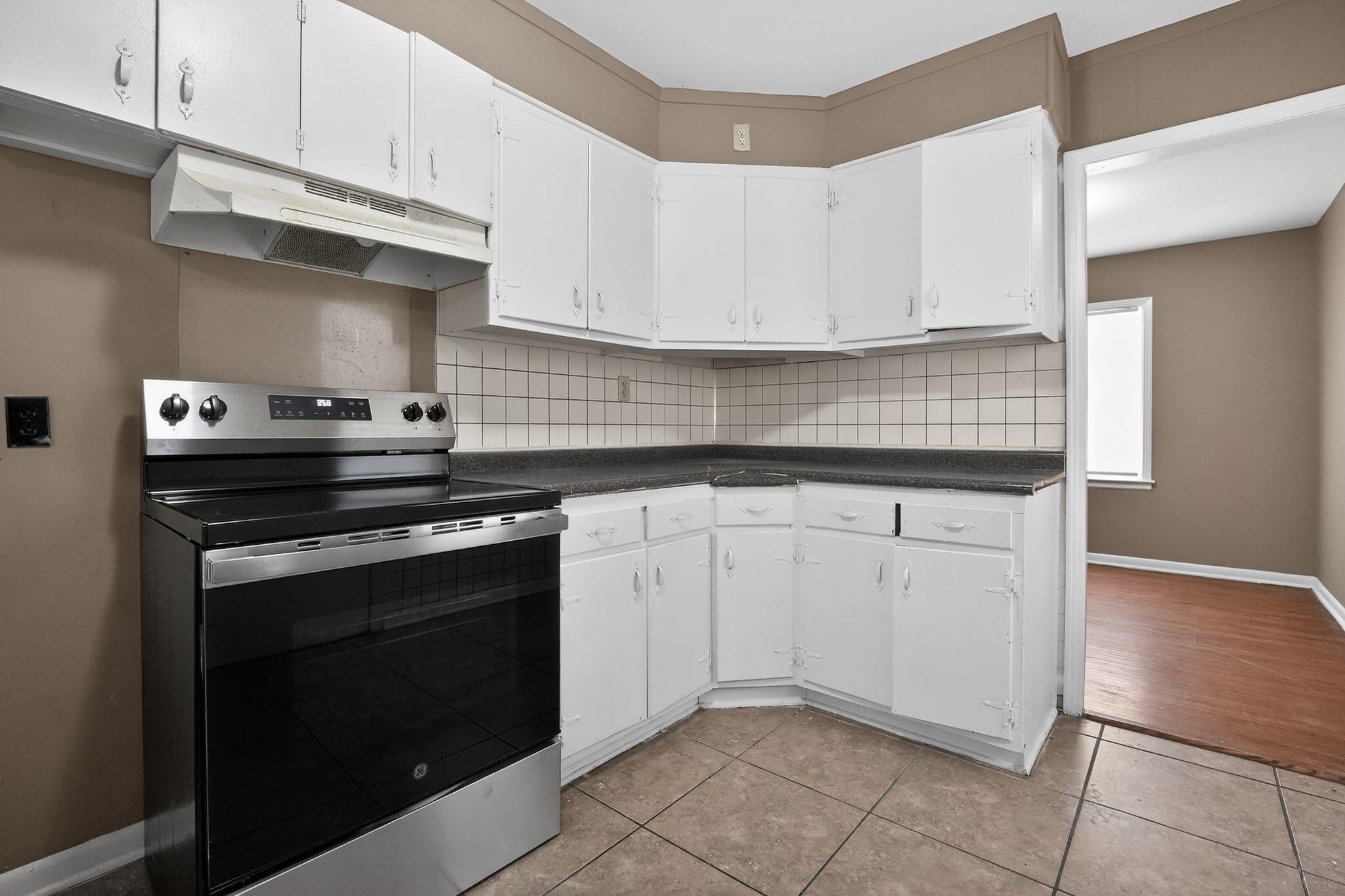 5025 Millbranch Rd Property Photo 20