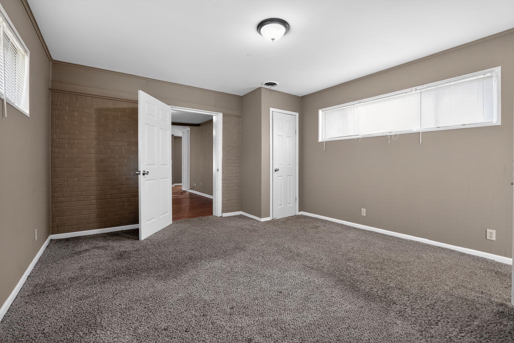 5025 Millbranch Rd Property Photo 25