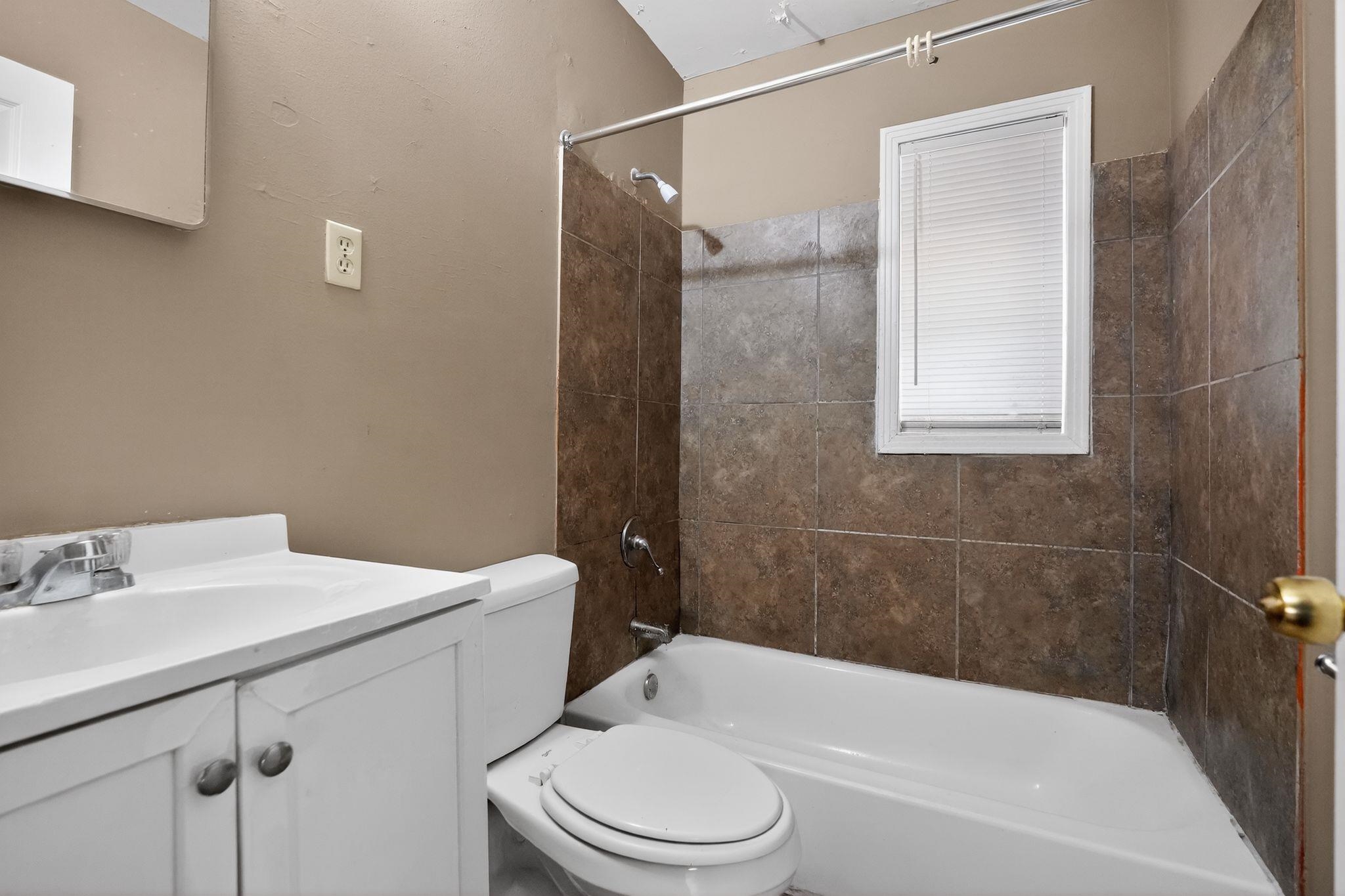 5025 Millbranch Rd Property Photo 27