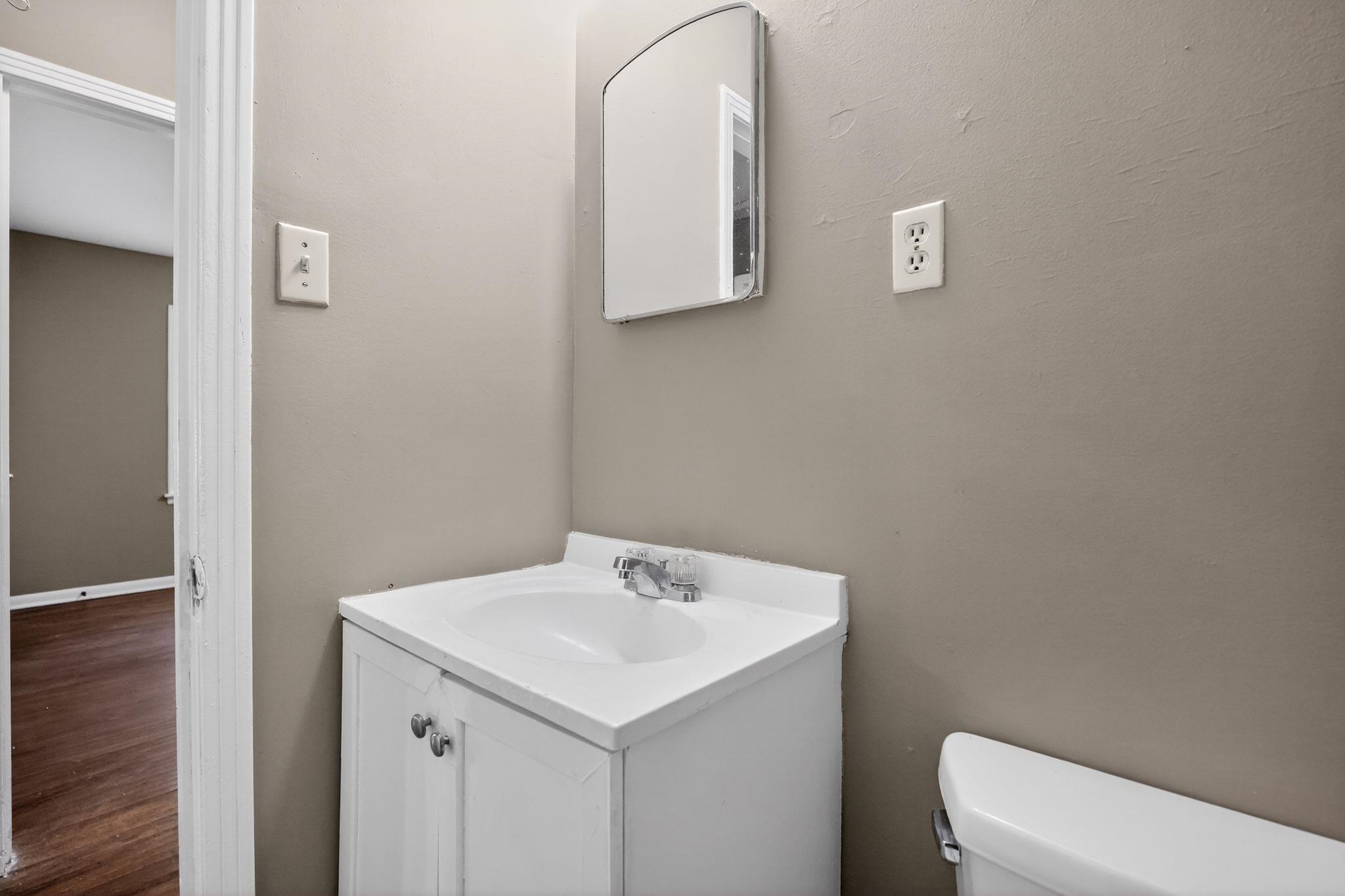 5025 Millbranch Rd Property Photo 28