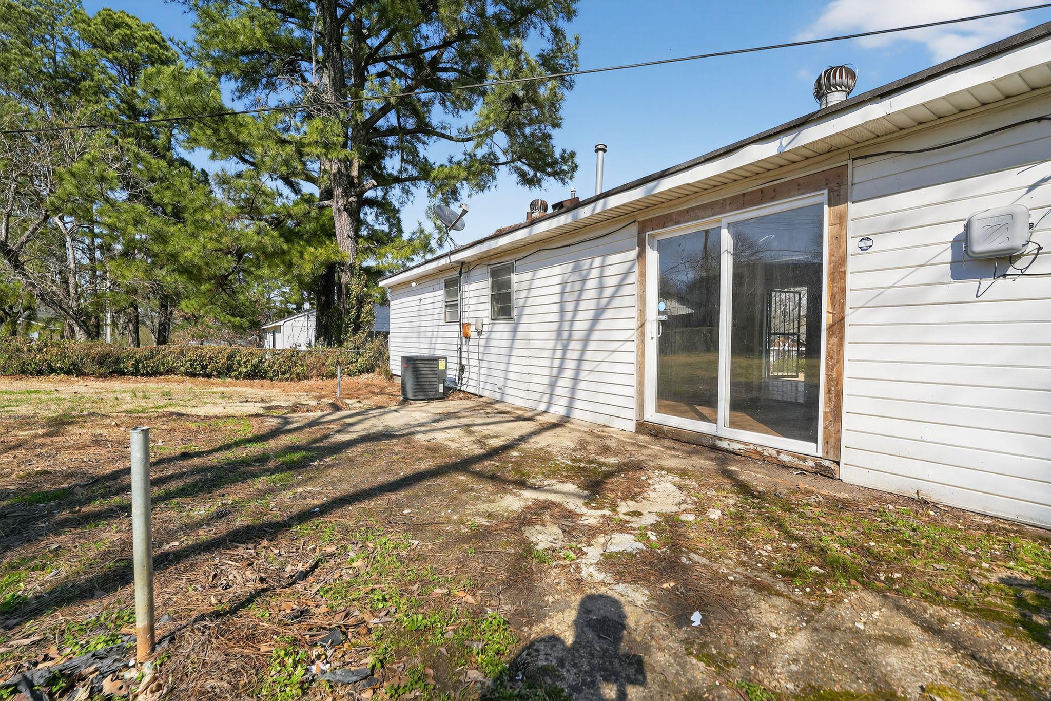 4167 Windermere Rd Property Photo 6
