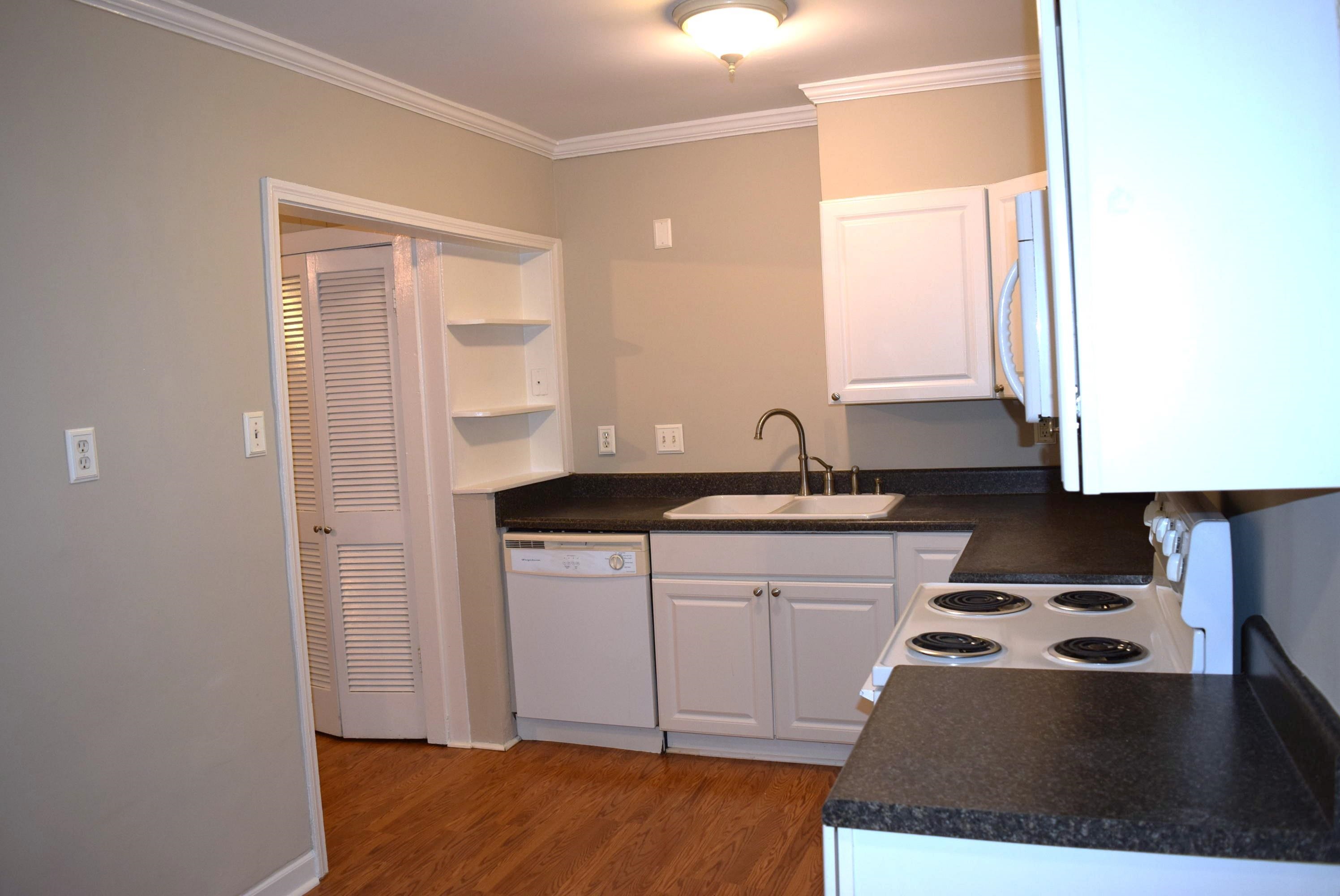 21 N Fenwick Rd Property Photo 4