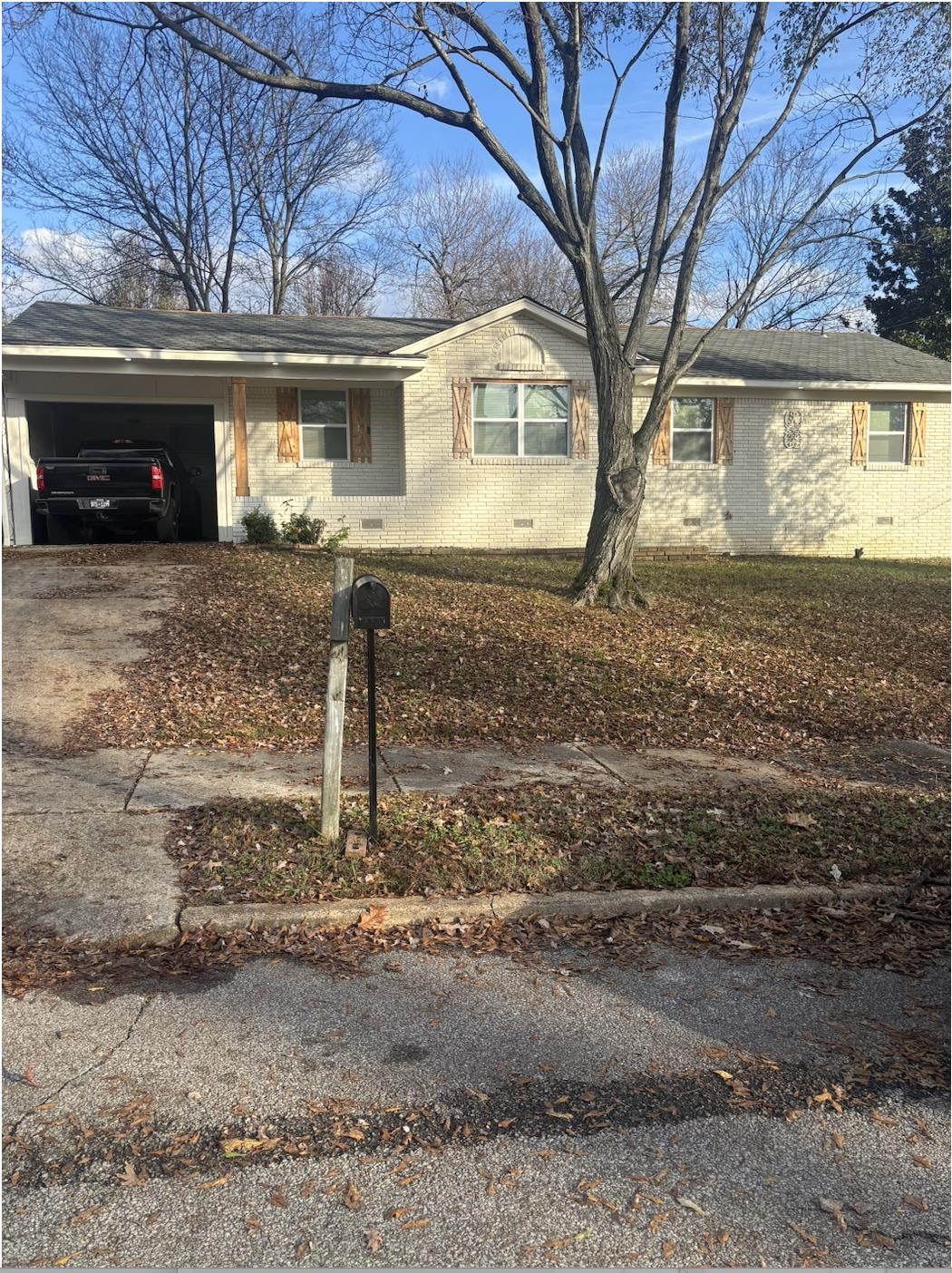 3294 Lockmeade Dr Property Photo 1