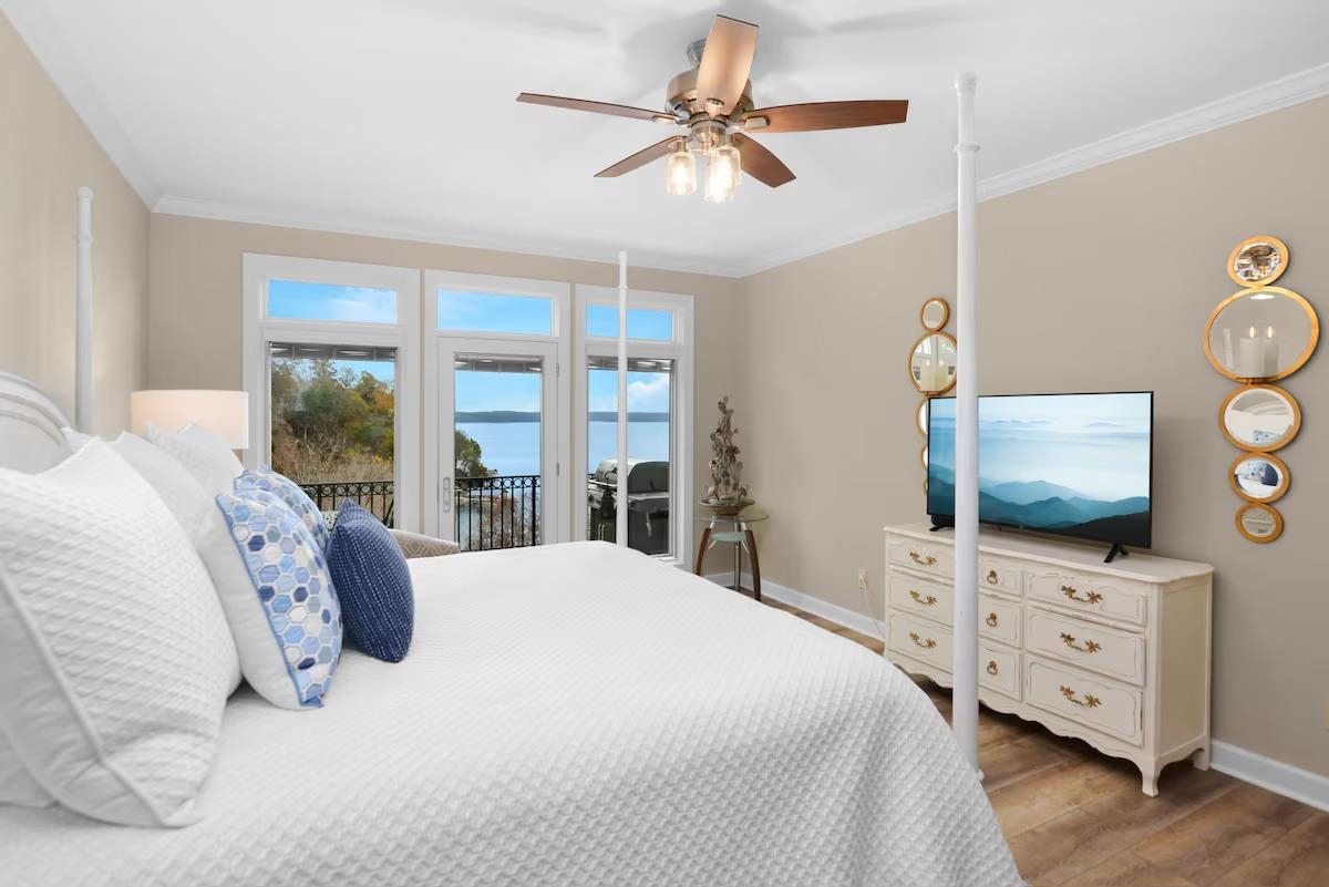 505 Sailboat Pt Property Photo 14