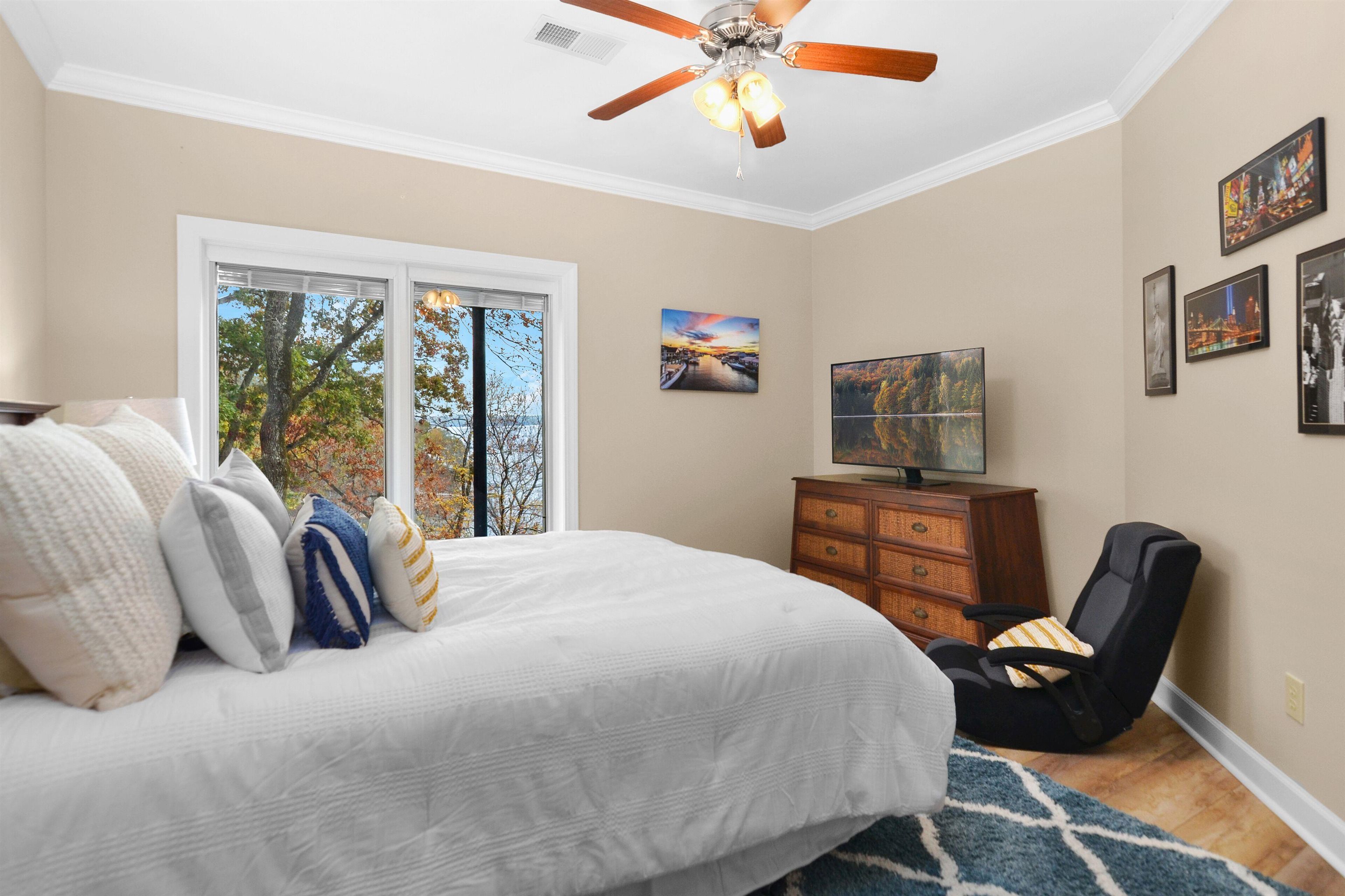 505 Sailboat Pt Property Photo 23