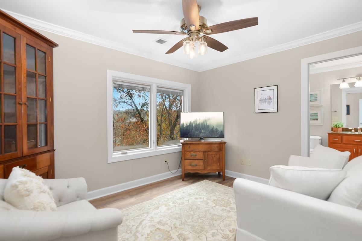 505 Sailboat Pt Property Photo 31