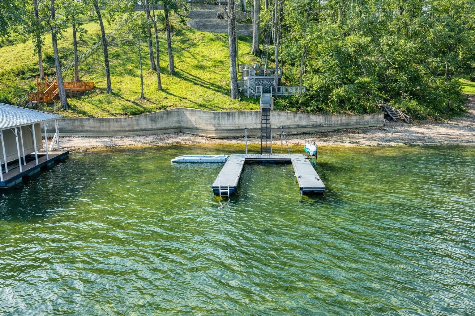 505 Sailboat Pt Property Photo 39