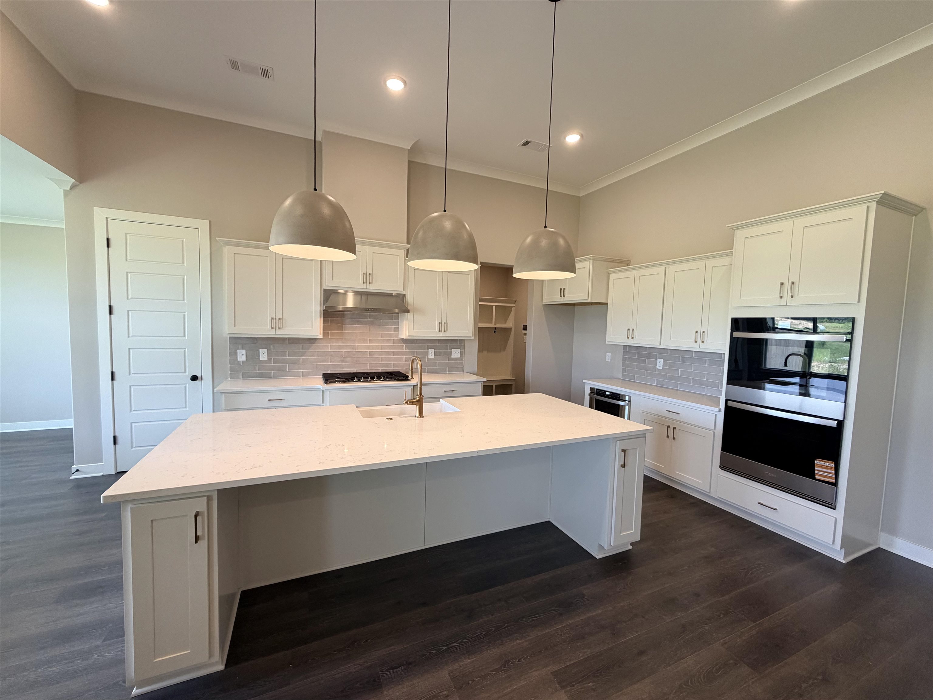 10322 Ashlyn Ln S Property Photo 6