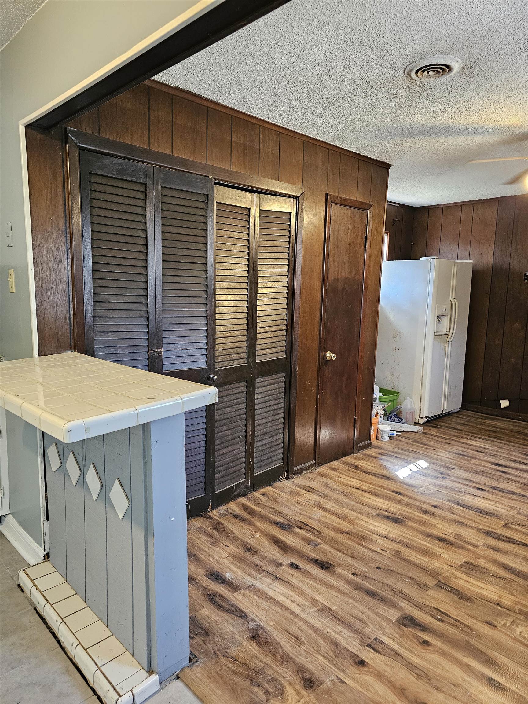 3491 Hallbrook St Property Photo 8