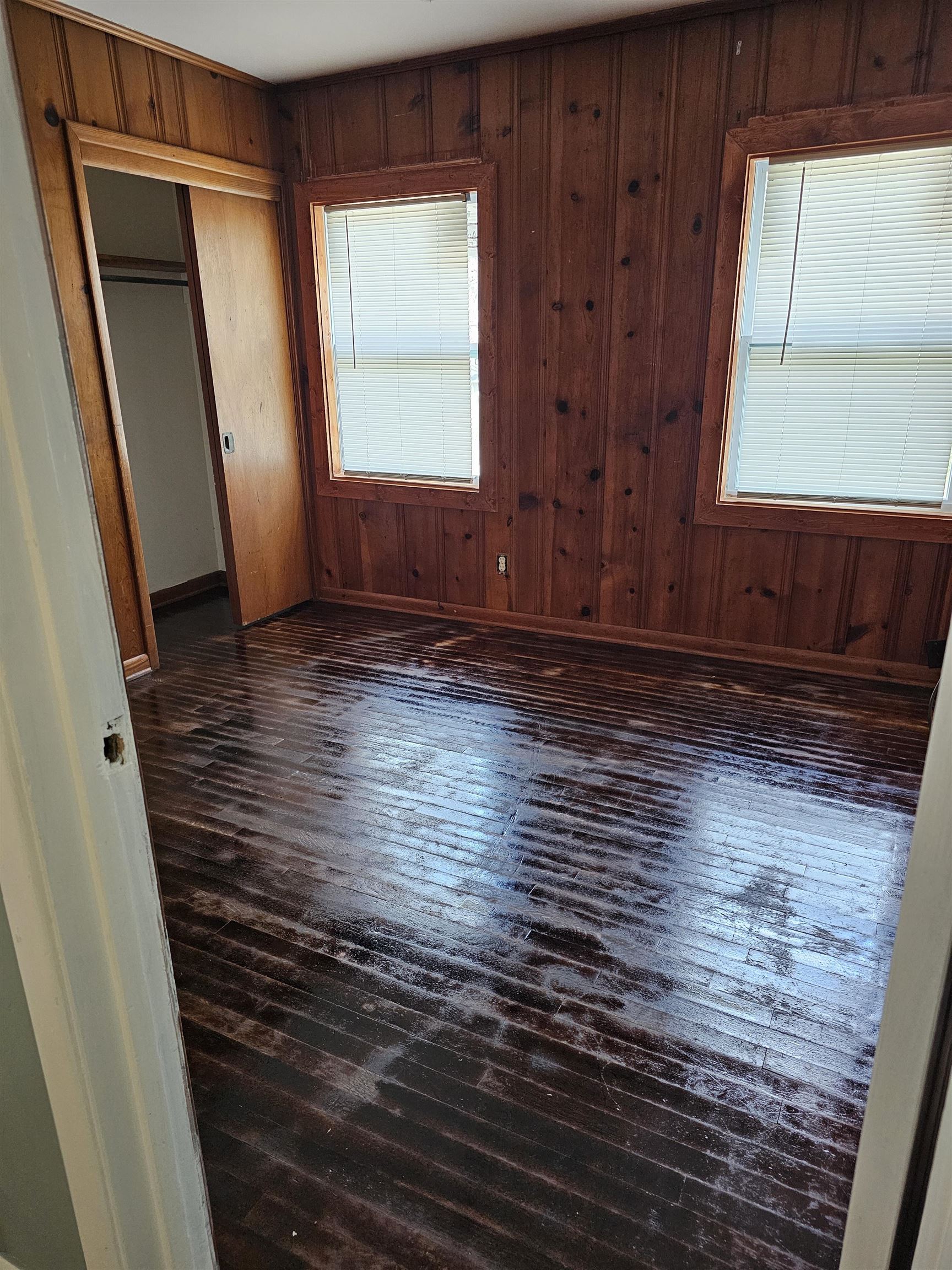 3491 Hallbrook St Property Photo 9