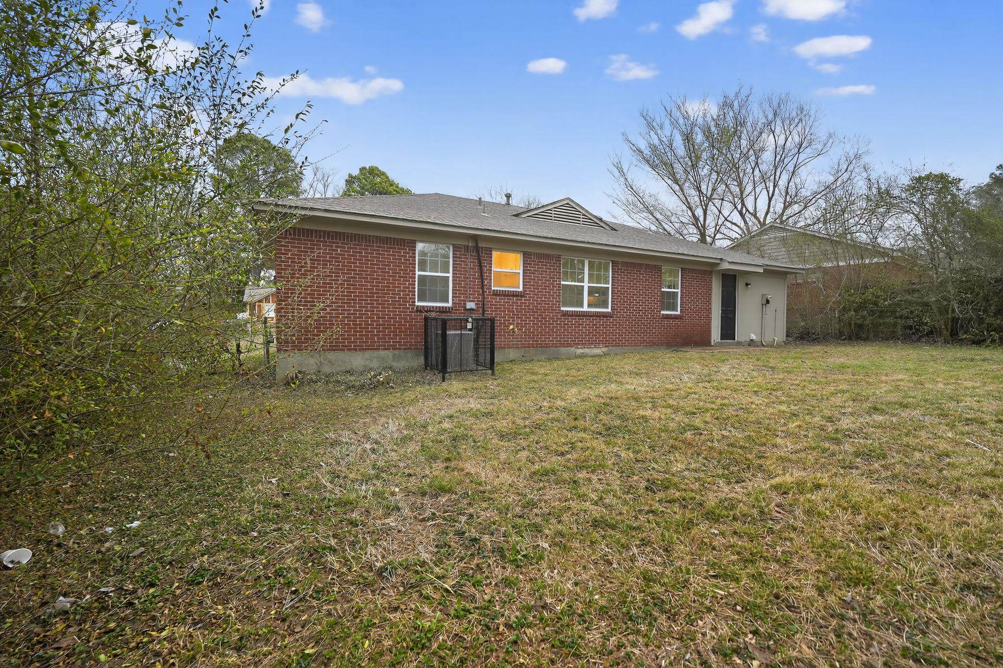 3651 Voltaire Ave Property Photo 8