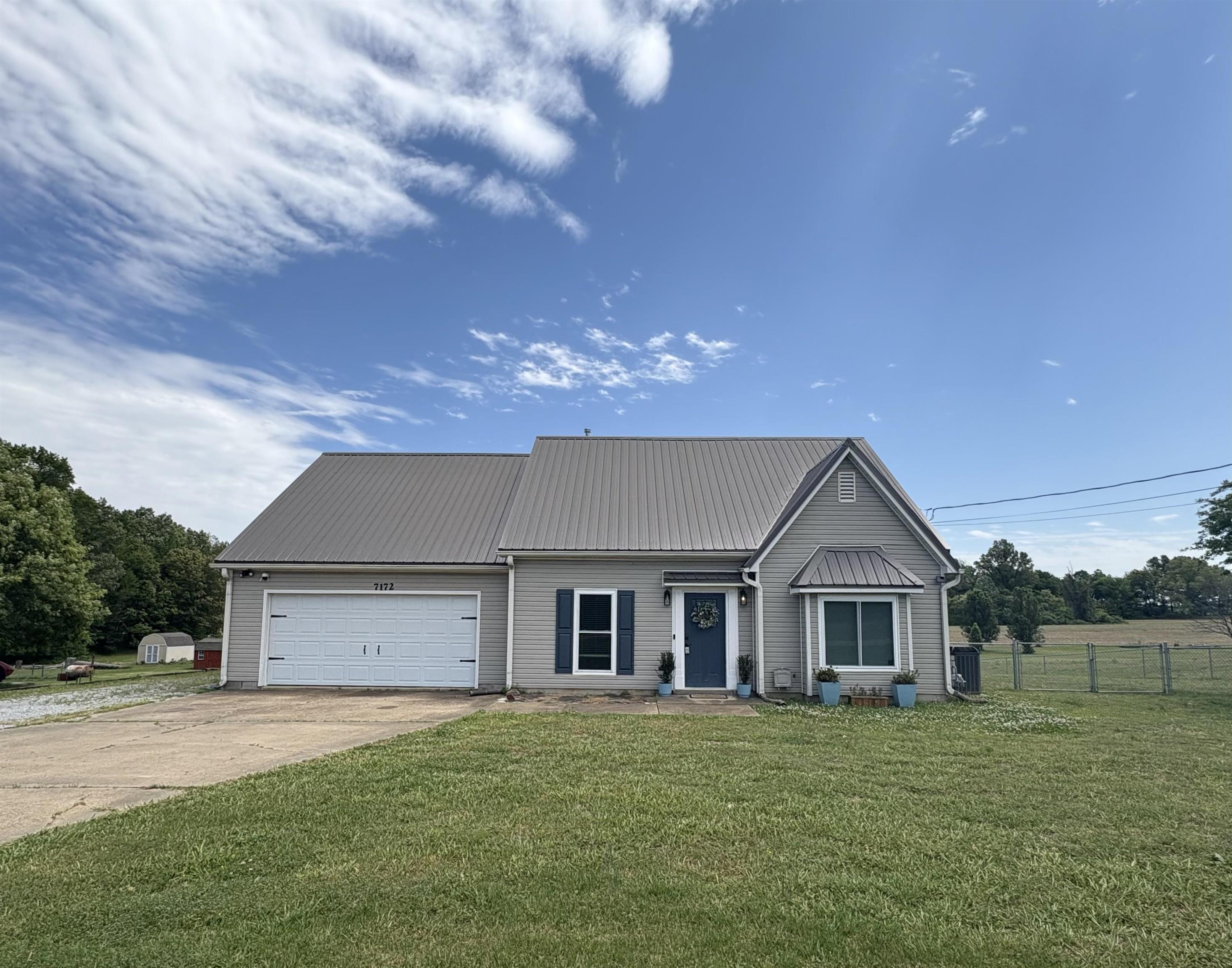 7172 Mt Carmel Rd Property Photo 1