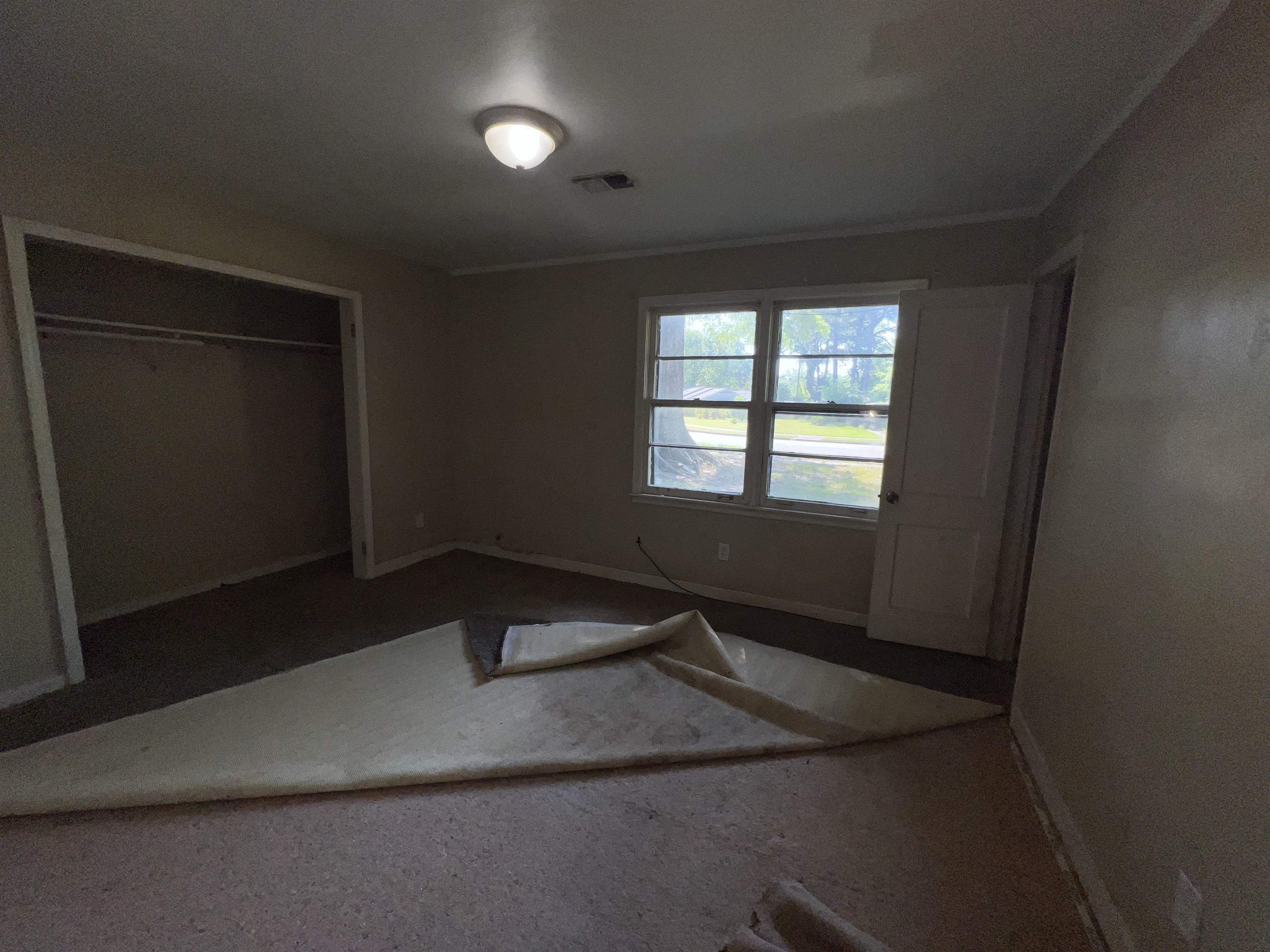 4594 Sea Isle Rd Property Photo 8
