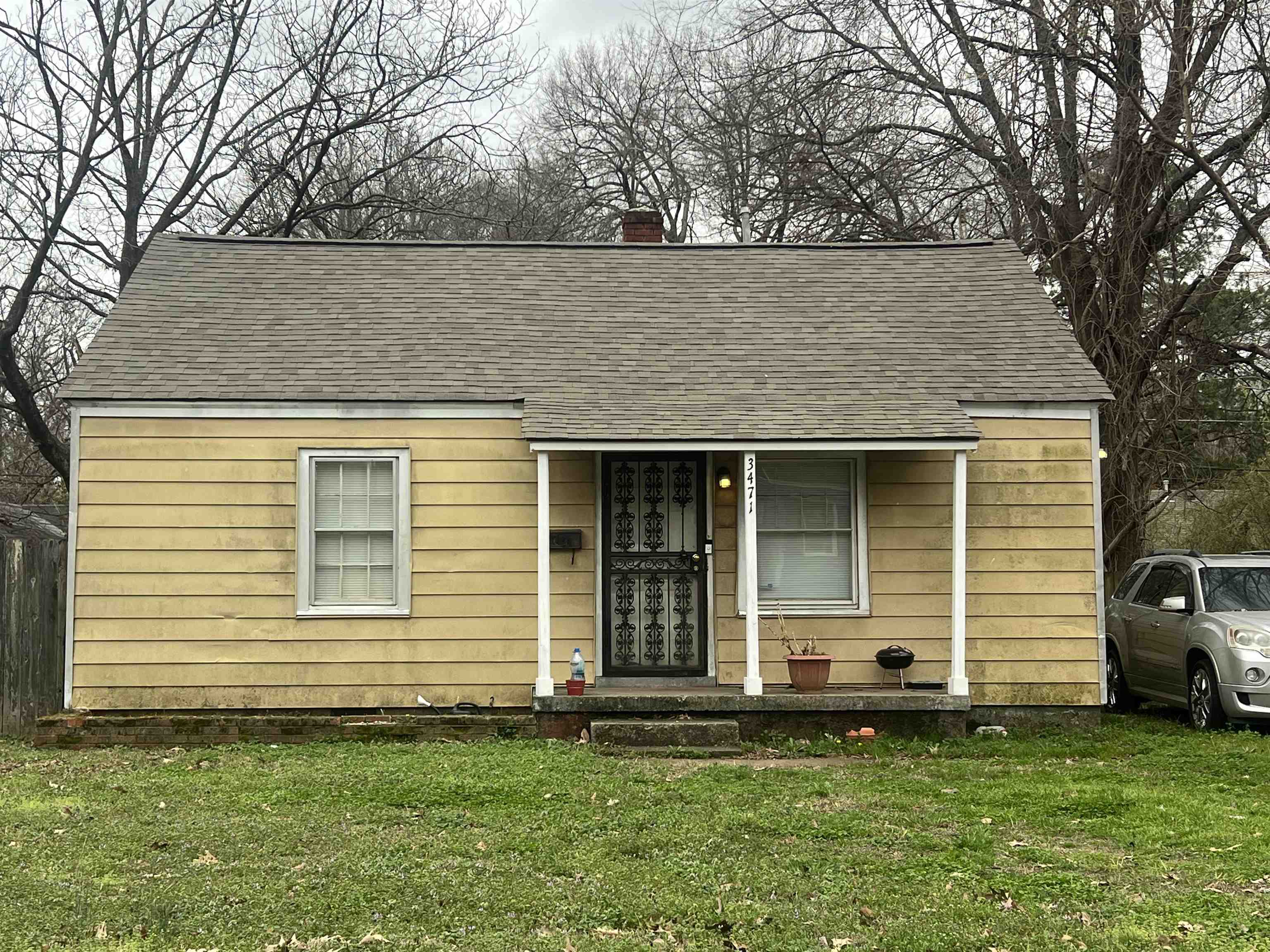 3471 HECKLE AVE Property Photo 1