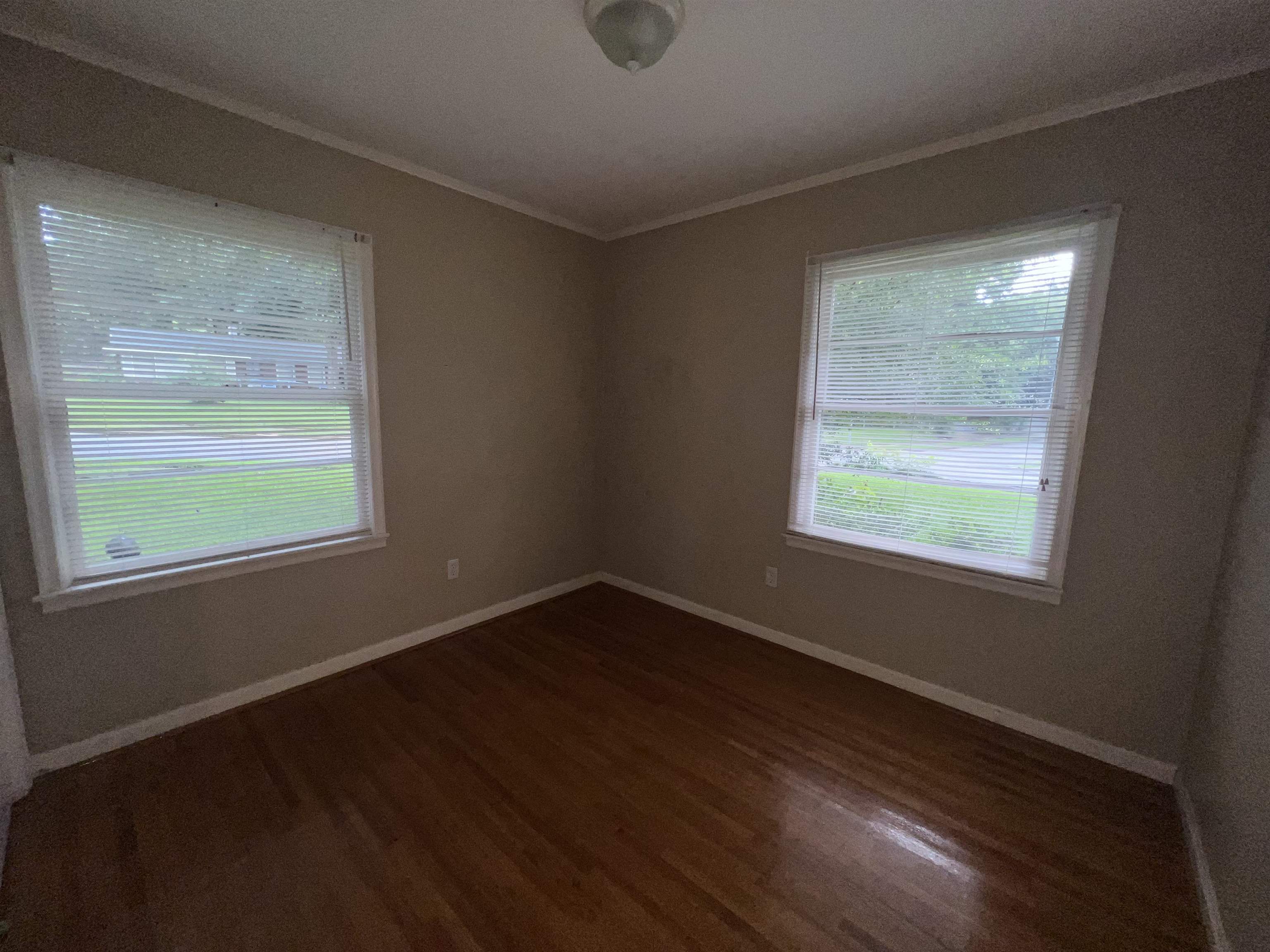 5088 Edenshire Ave Property Photo 8