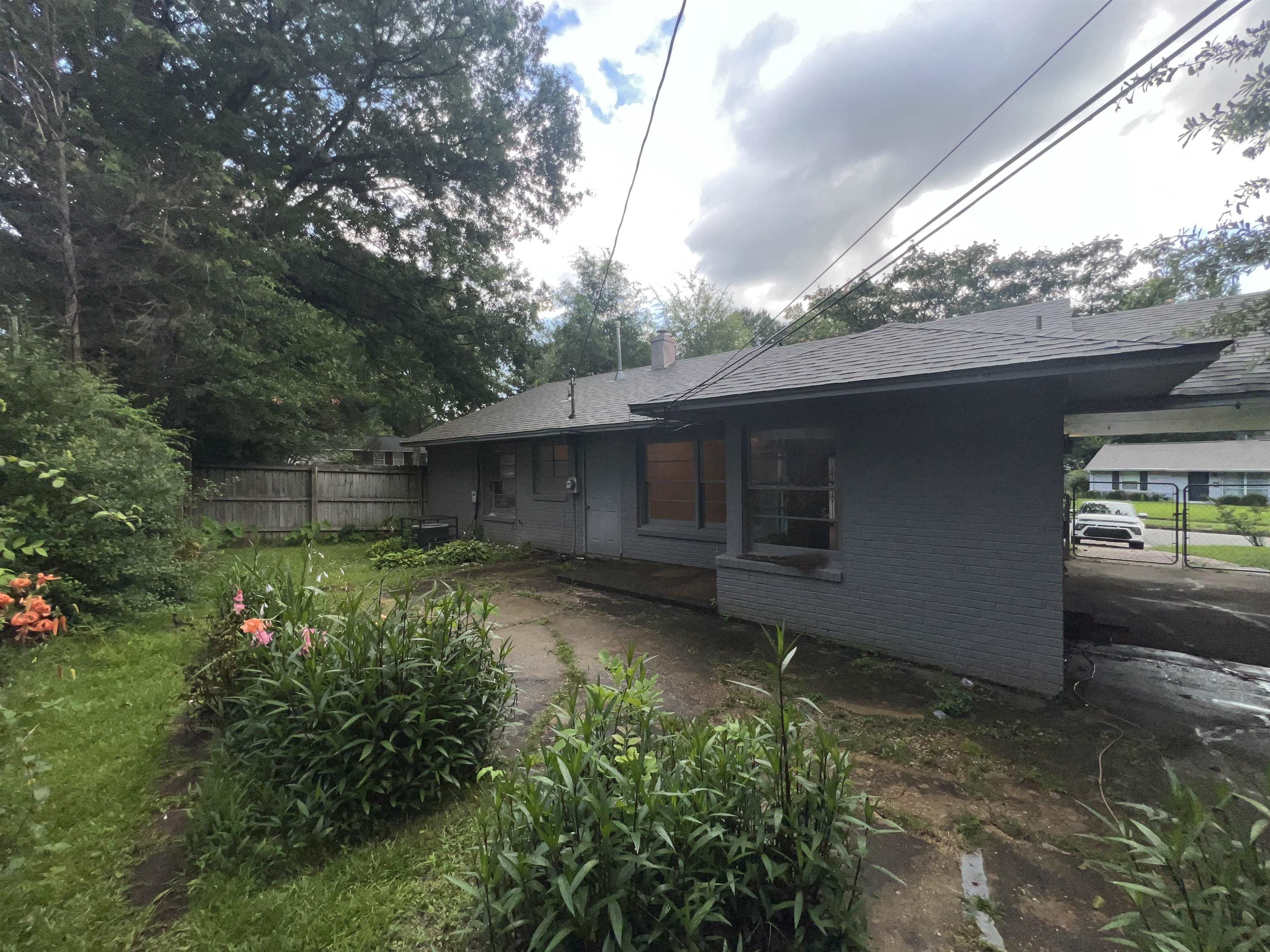 5088 Edenshire Ave Property Photo 13