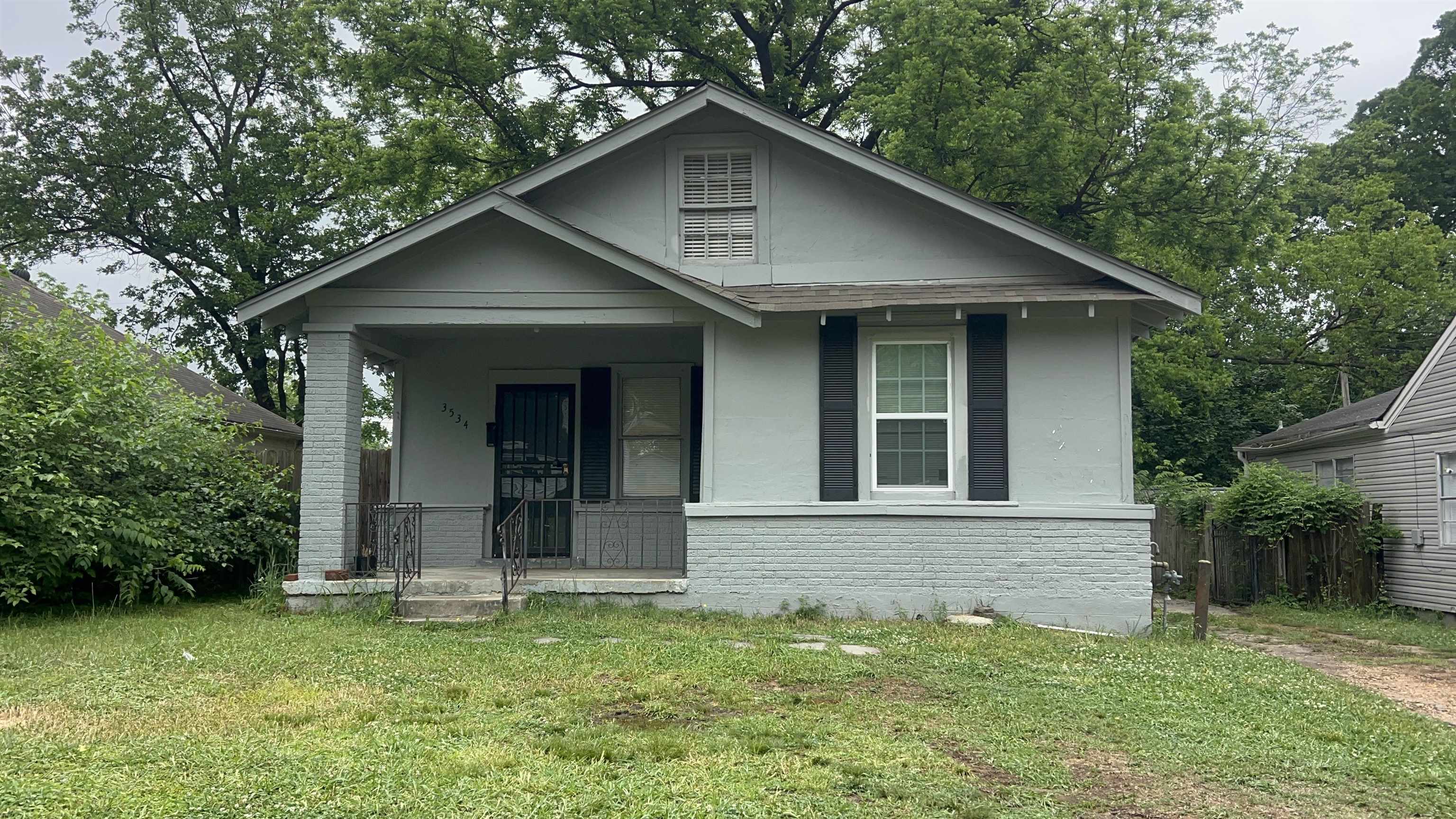 3534 MARION AVE Property Photo 1