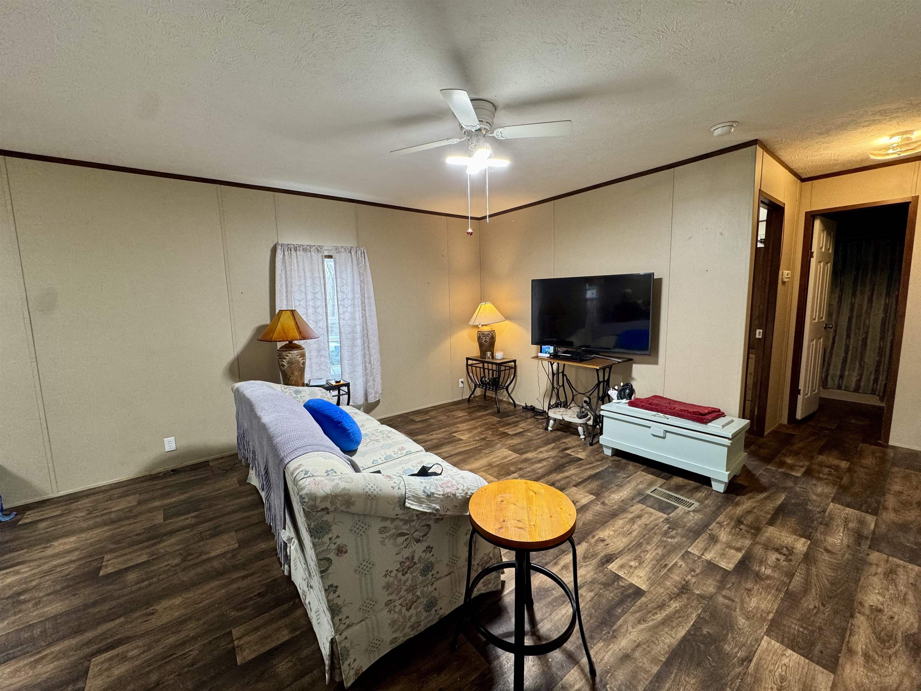 125 Elam Way Property Photo 7