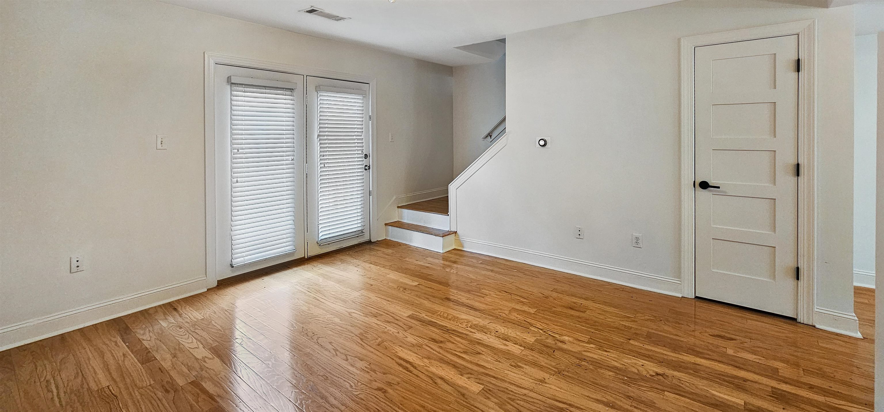 7455 Germantown Sq Property Photo 10