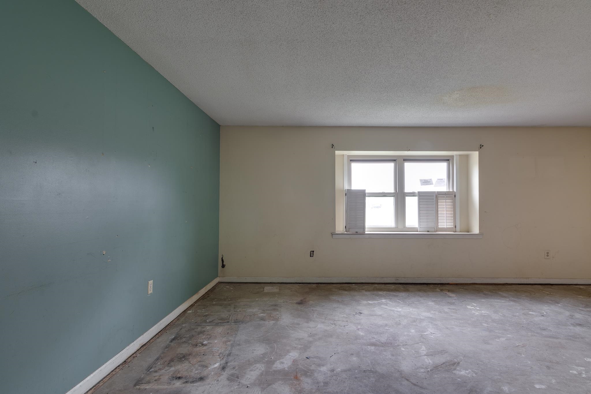5134 Scottsdale Ave Property Photo 7