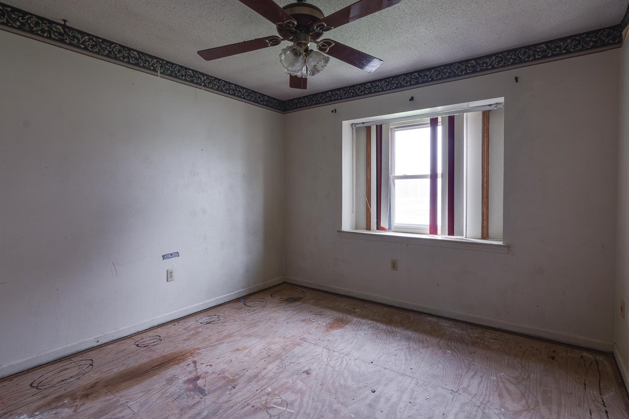 5134 Scottsdale Ave Property Photo 26