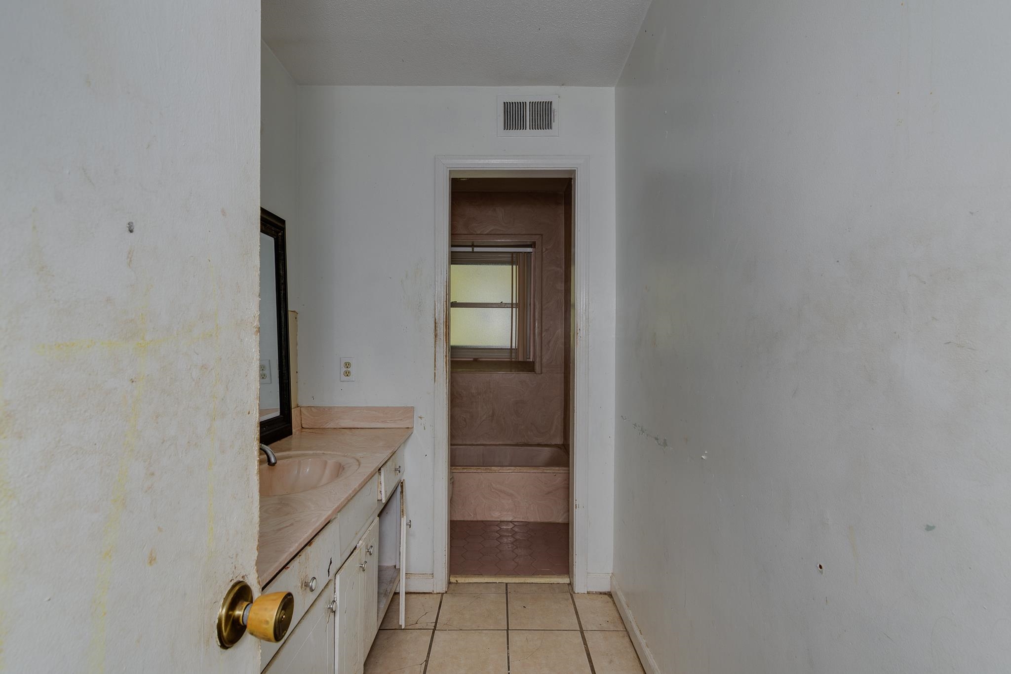 5134 Scottsdale Ave Property Photo 29