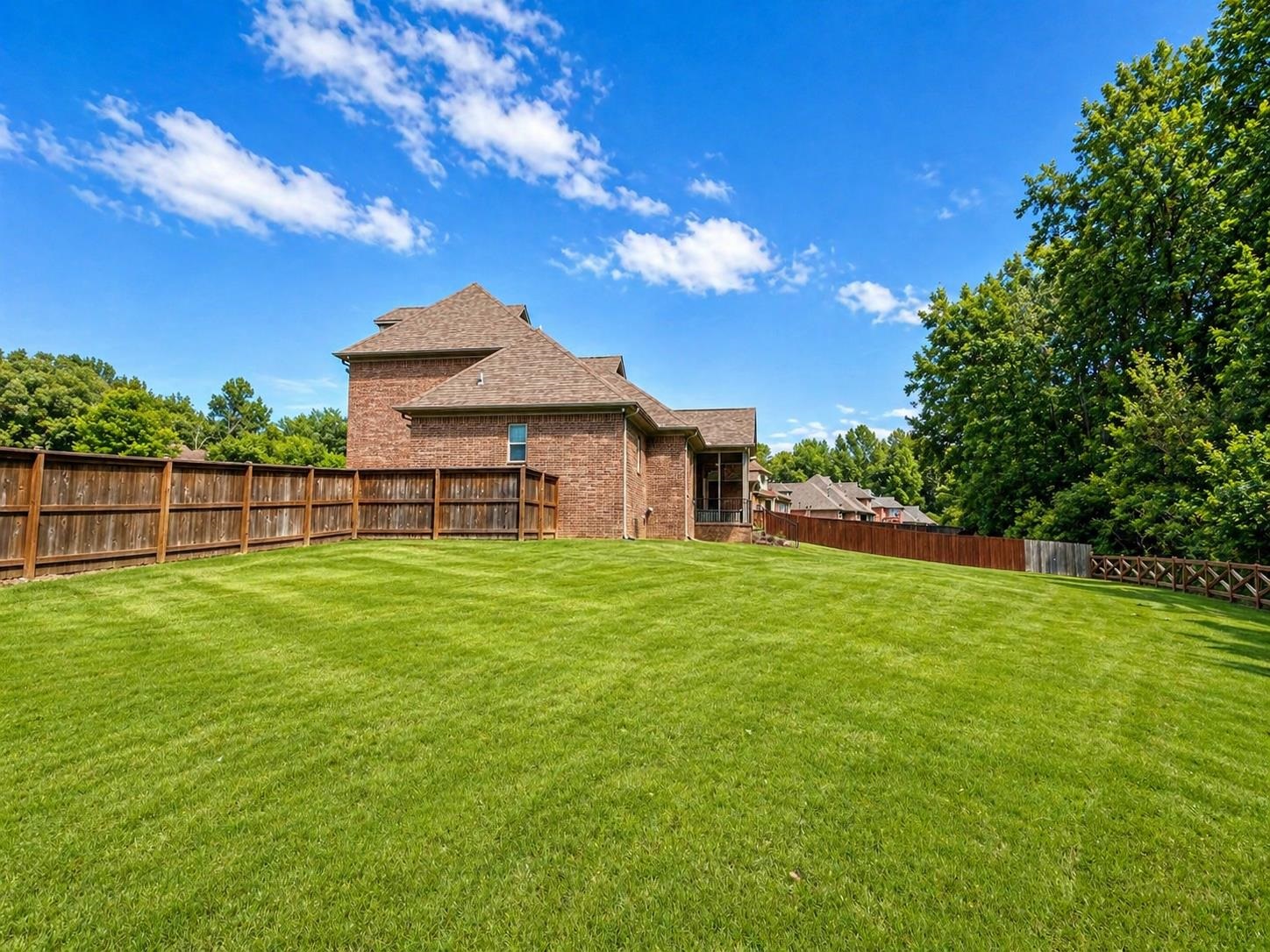 110 Green Meadows Blvd Property Photo 31