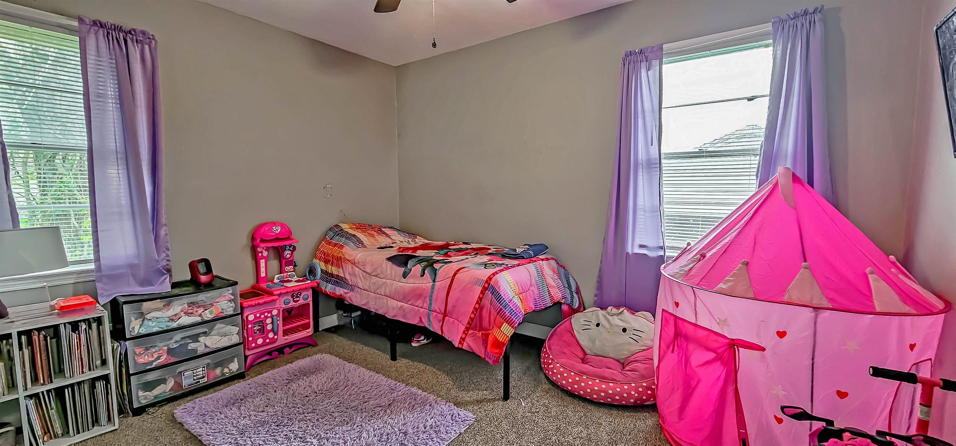 2380 Hillside Ave Property Photo 13
