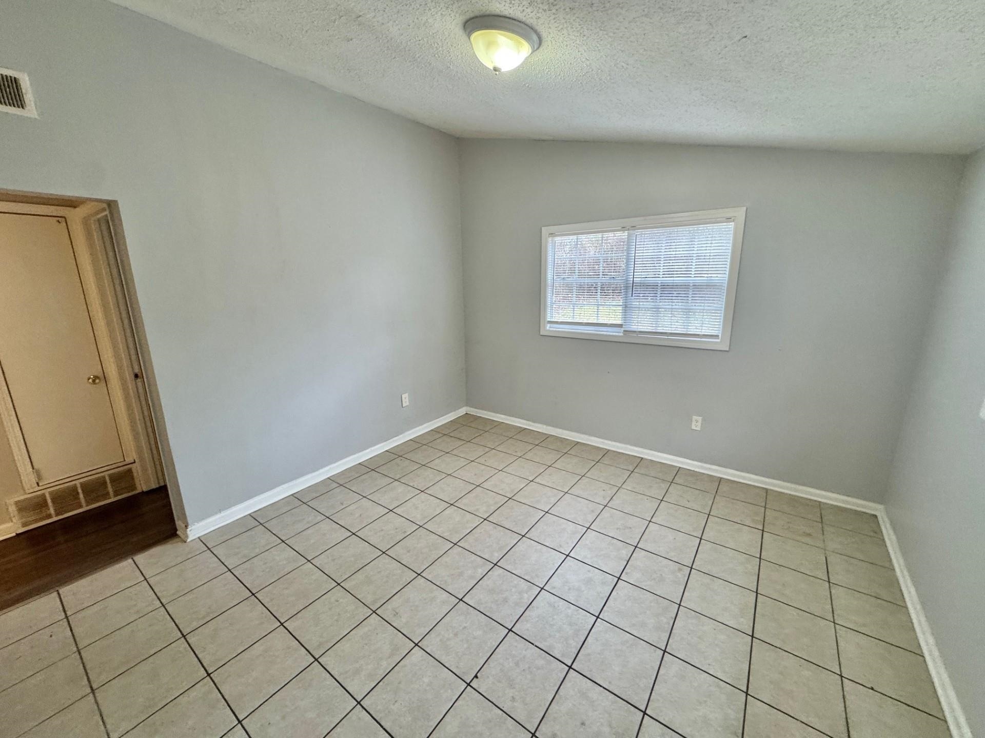 3936 Ajanders Dr Property Photo 9