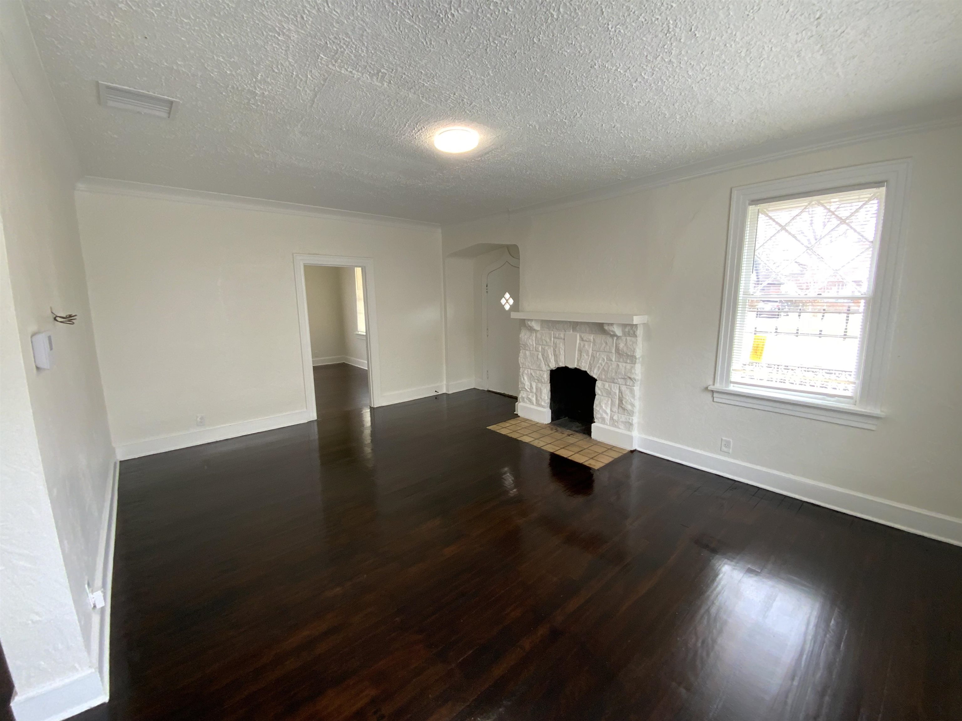 920 N Auburndale St Property Photo 4