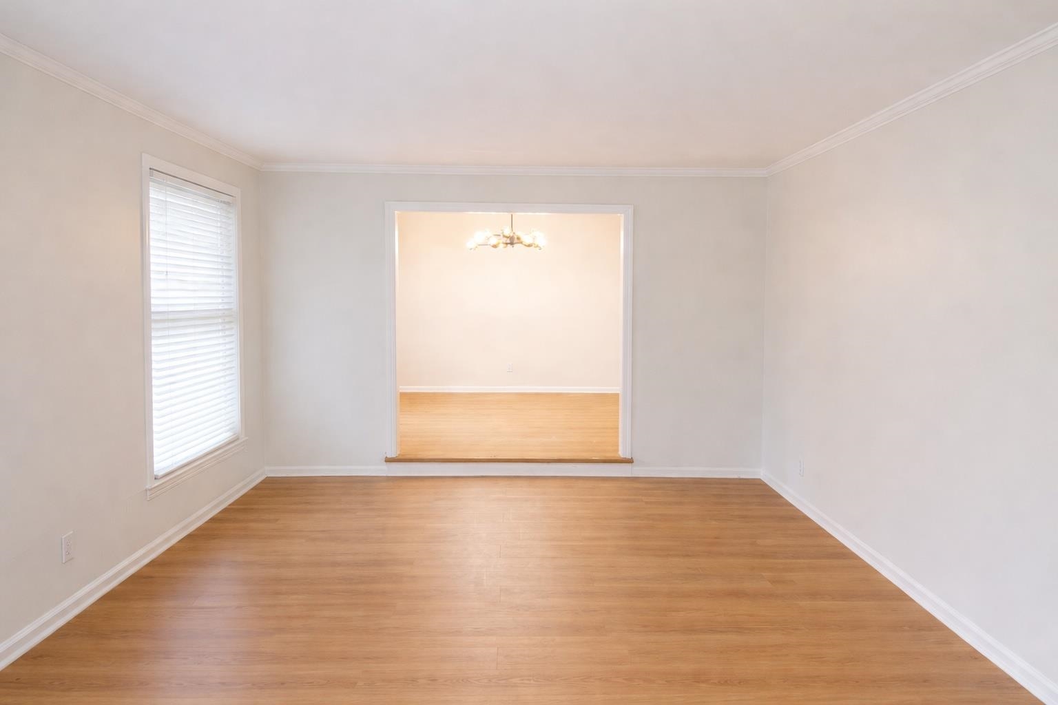 3122 Glenfinnan Rd Property Photo 3